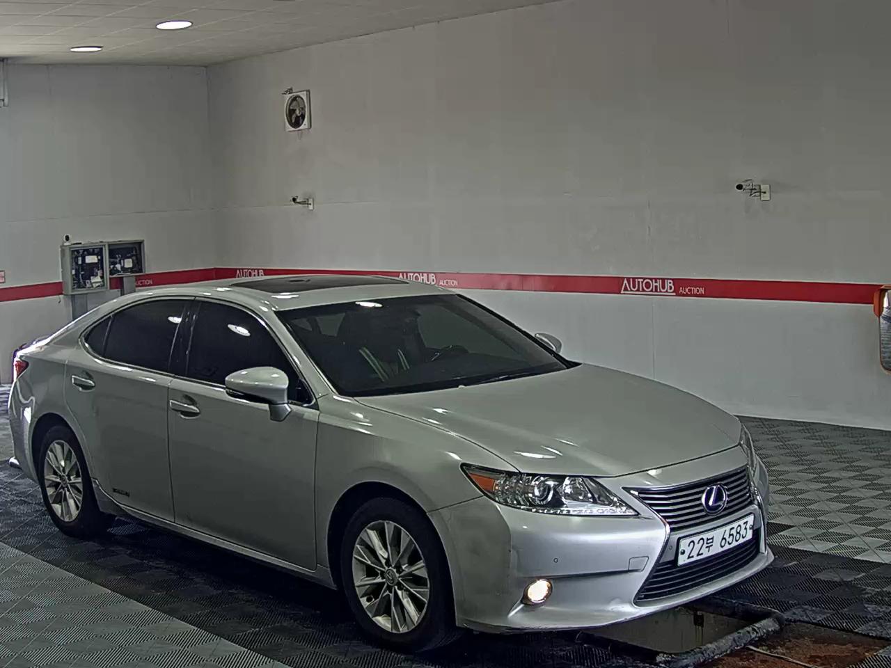 لكزس إي إس (6Th Gen) 300H 2013 300h