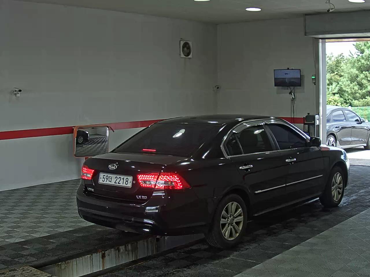 كيا Lotze Innovation غاز Rental Car بريميوم موديل 2010 بريميوم