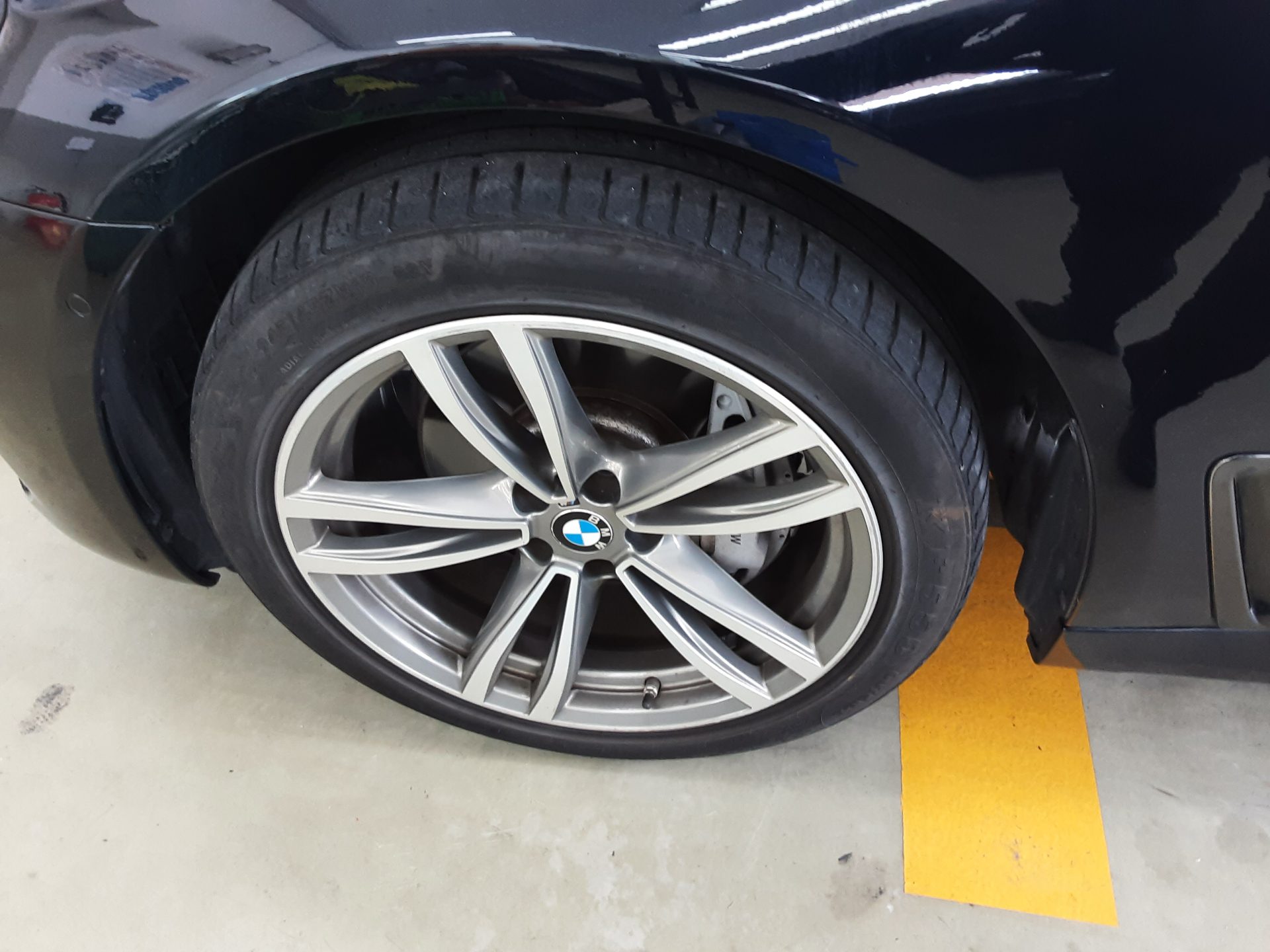 بي إم دبليو 7 Series (6Th Gen) 740D إكس درايف M Sport 2018 SPORT