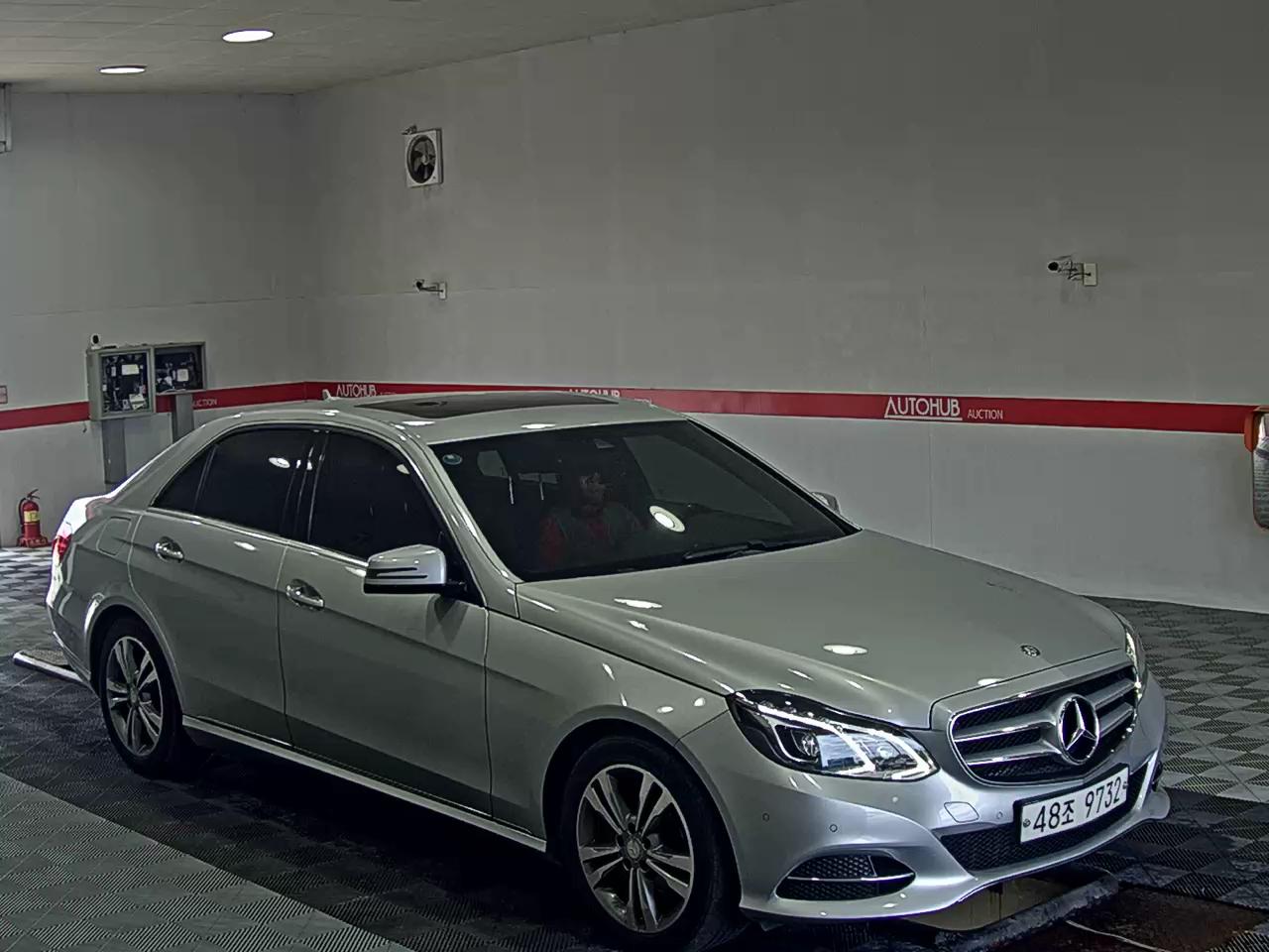 مرسيدس بنز E Class (4Th Gen) E220 Cdi Avantgarde 2015 E220