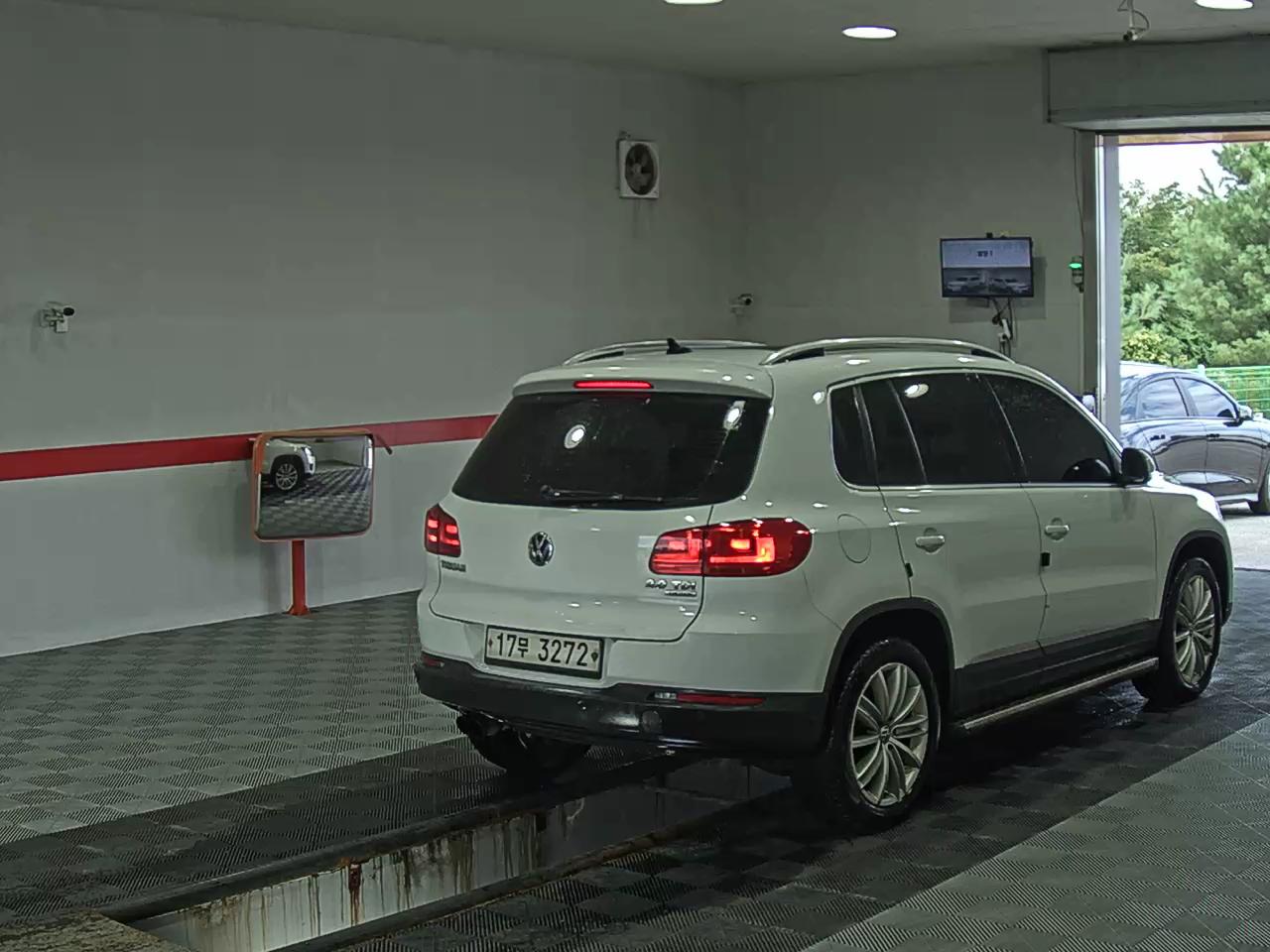 فولكس فاجن تيجوان 2.0 TDI Bluemotion بريميوم 2014 بريميوم