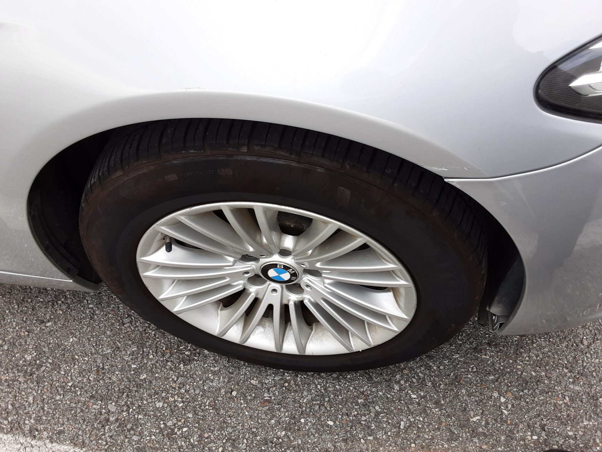 بي إم دبليو 5 Series (6Th Gen) 520D 2015 520d