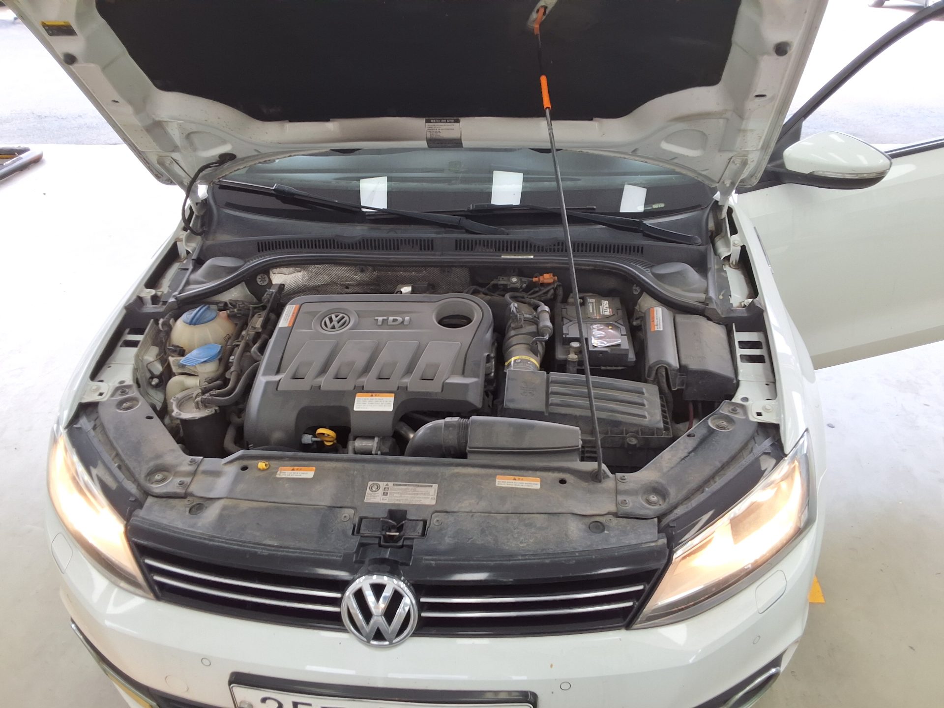 فولكس فاجن جيتا (6Th Gen) 2.0 TDI 2014