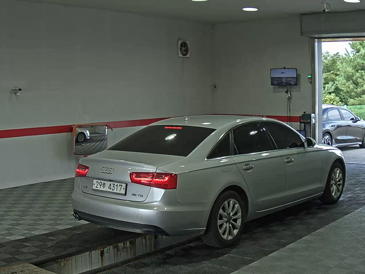 أودي إيه 6 (4Th Gen) 35 TDI 2015