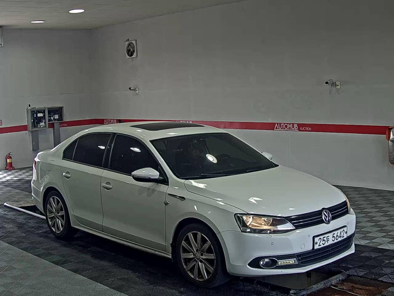 فولكس فاجن جيتا (6Th Gen) 2.0 TDI 2014