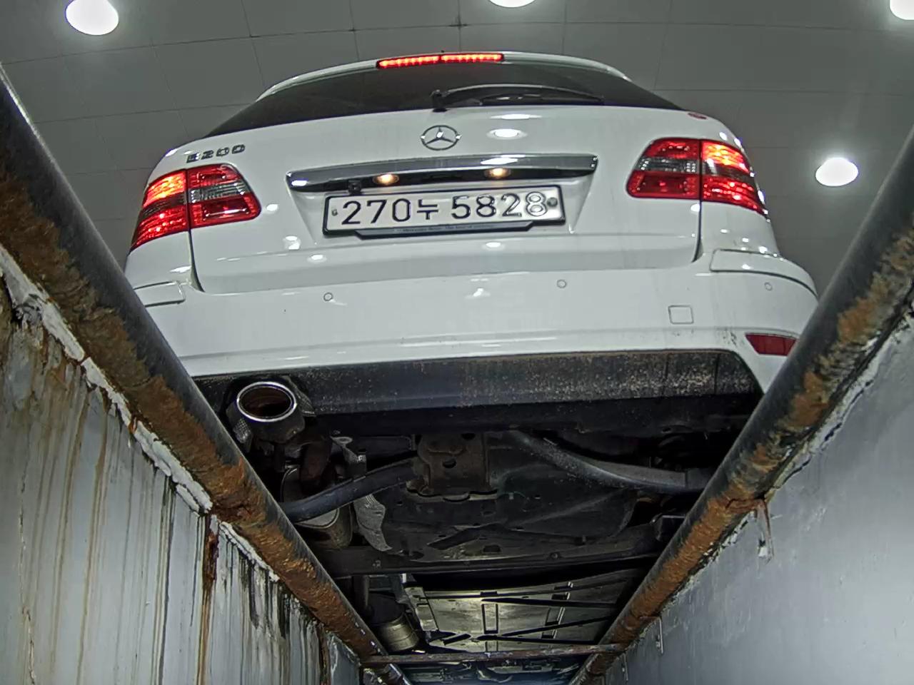 مرسيدس بنز B Class (1St Gen) B200 2011 B200
