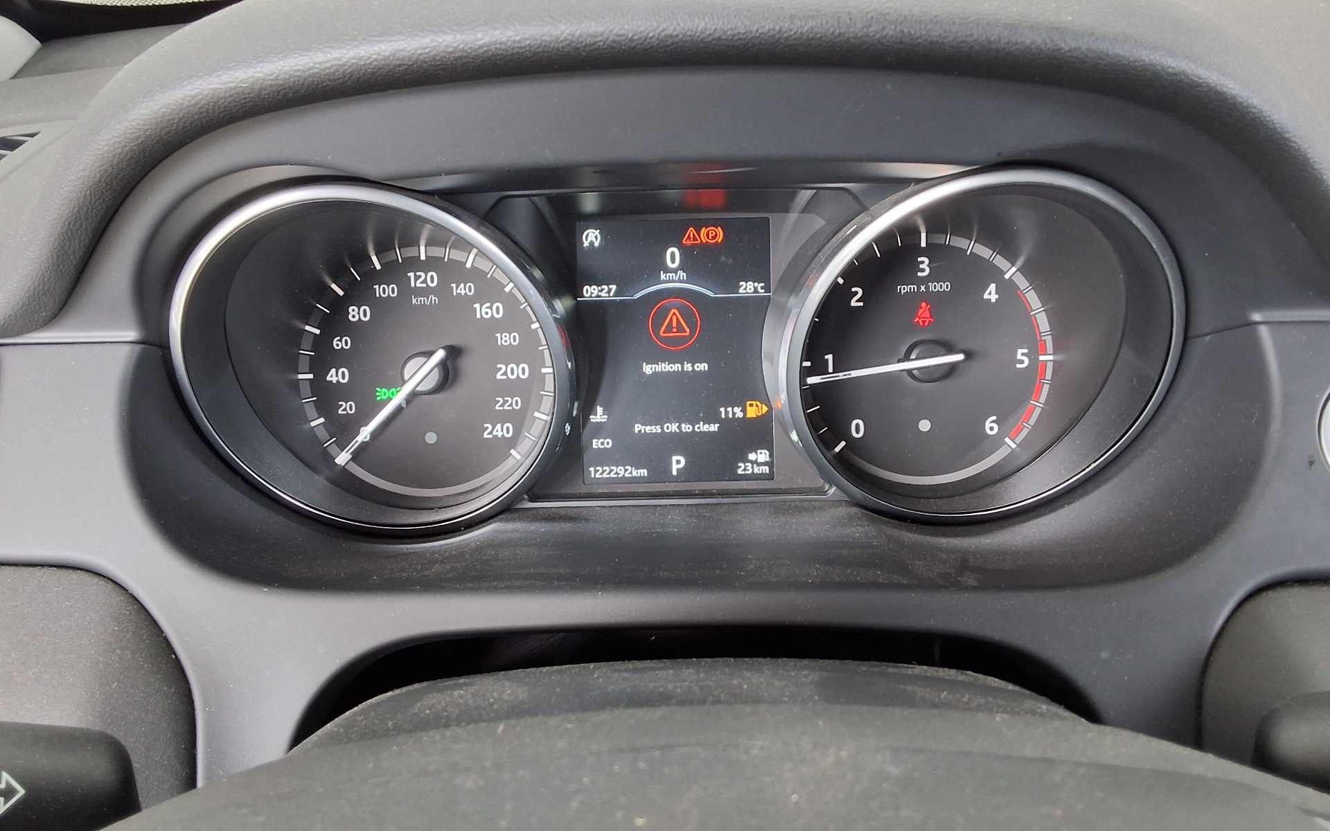 لاند روفر Rover Discovery Sport 2.0 Td4 Se 2018 SPORT SE