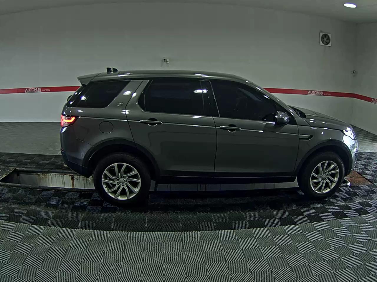 لاند روفر Rover Discovery Sport 2.0 Td4 Se 2018 SPORT SE
