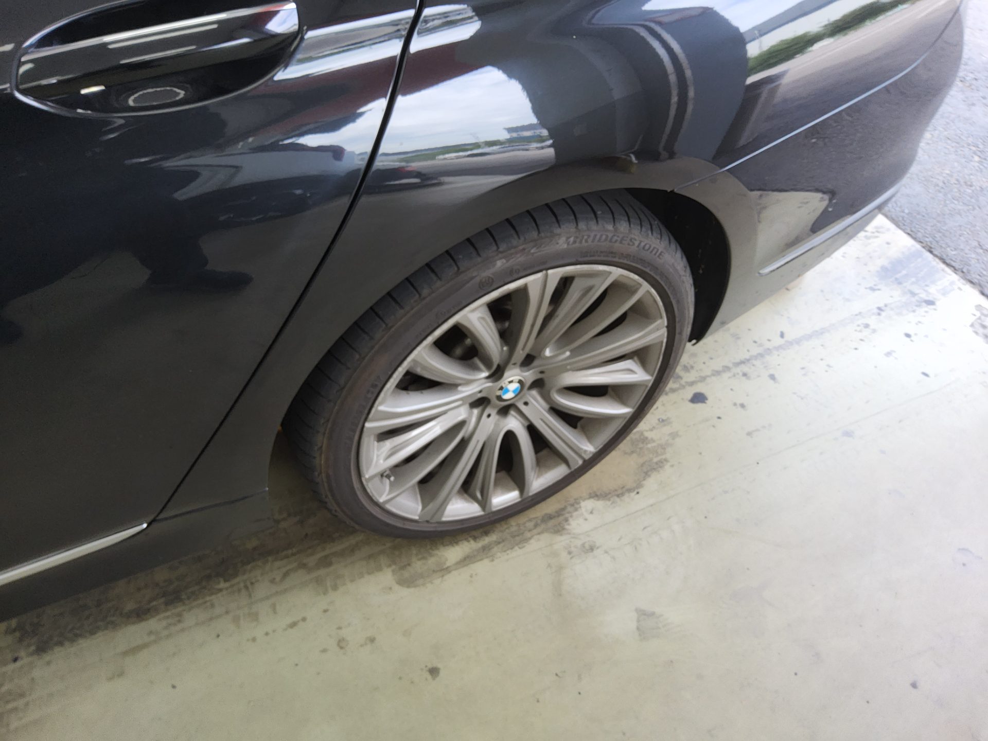 بي إم دبليو 7 Series (6Th Gen) 750Li إكس درايف 2016 750Li