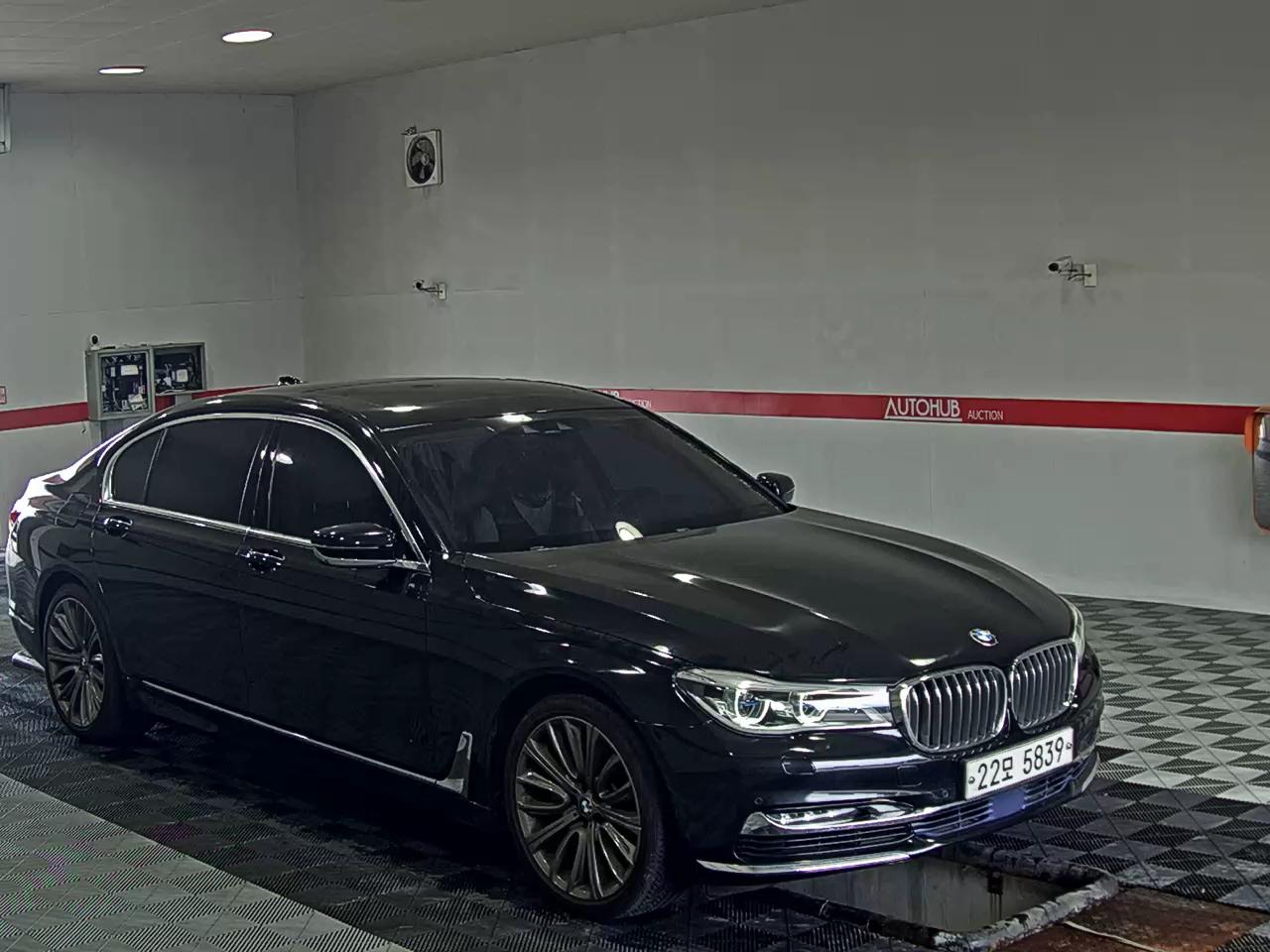بي إم دبليو 7 Series (6Th Gen) 750Li إكس درايف 2016 750Li