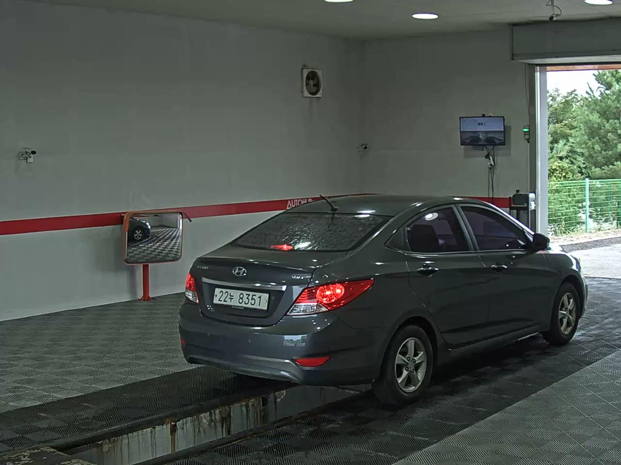 هيونداي جديد أكسنت 1.4 Vvt Premier 2012 PREMIER