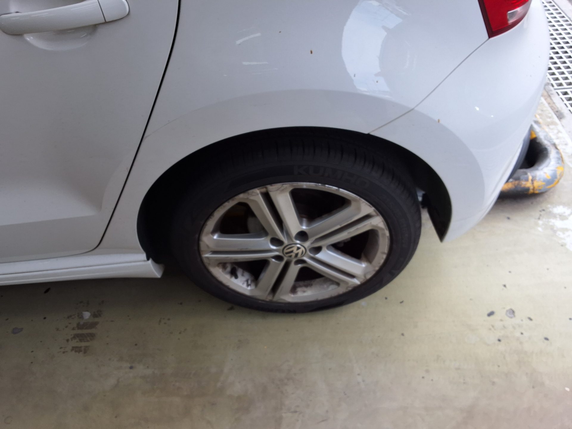 فولكس فاجن الجديد بولو (5Th Gen) 1.6 TDI R Line 2014 LINE