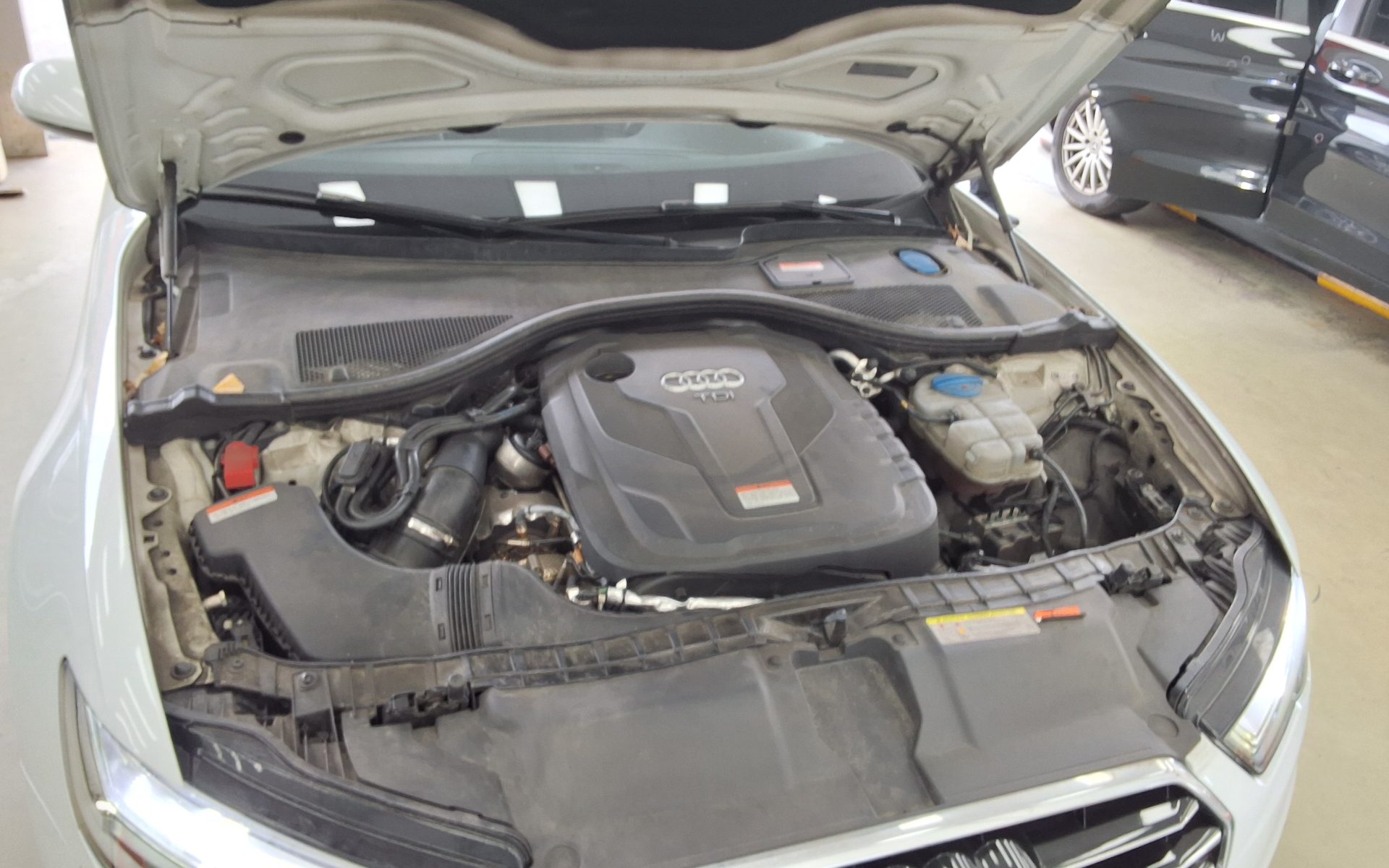 أودي إيه 6 (4Th Gen) 35 TDI Comfort 2016