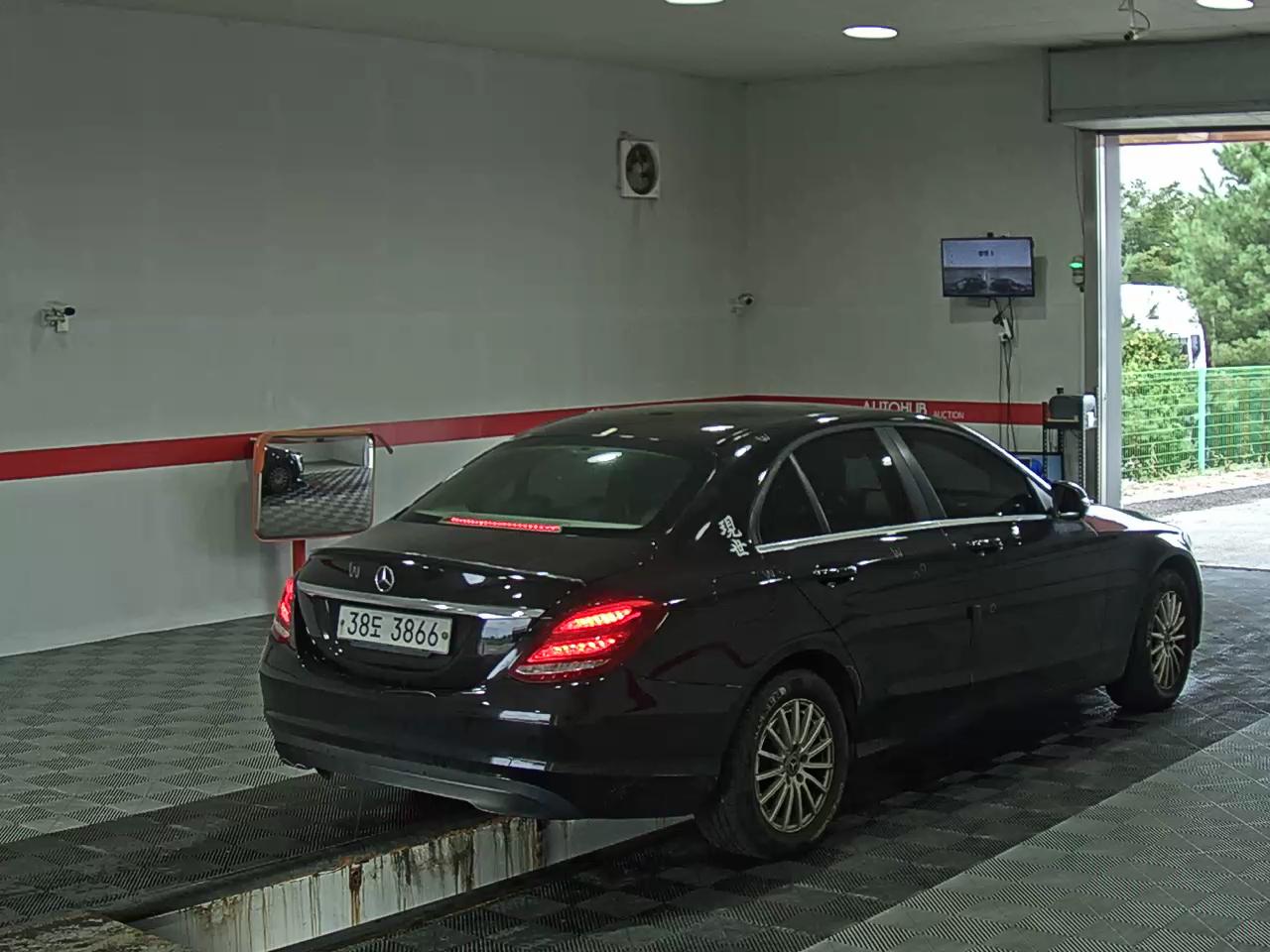 مرسيدس بنز C Class (4Th Gen) C200 2015 C200