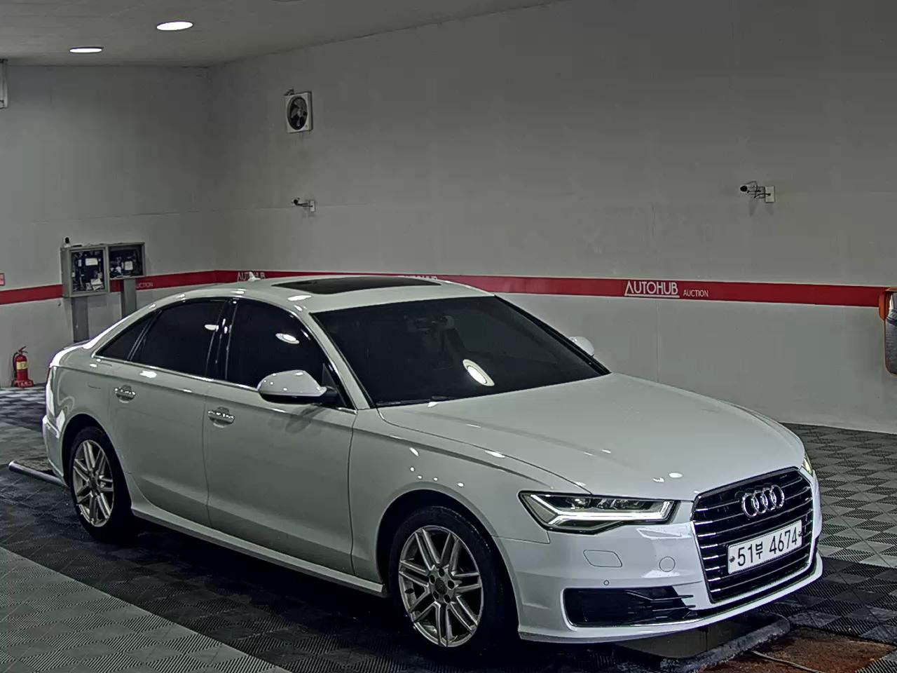 أودي إيه 6 (4Th Gen) 35 TDI Comfort 2016