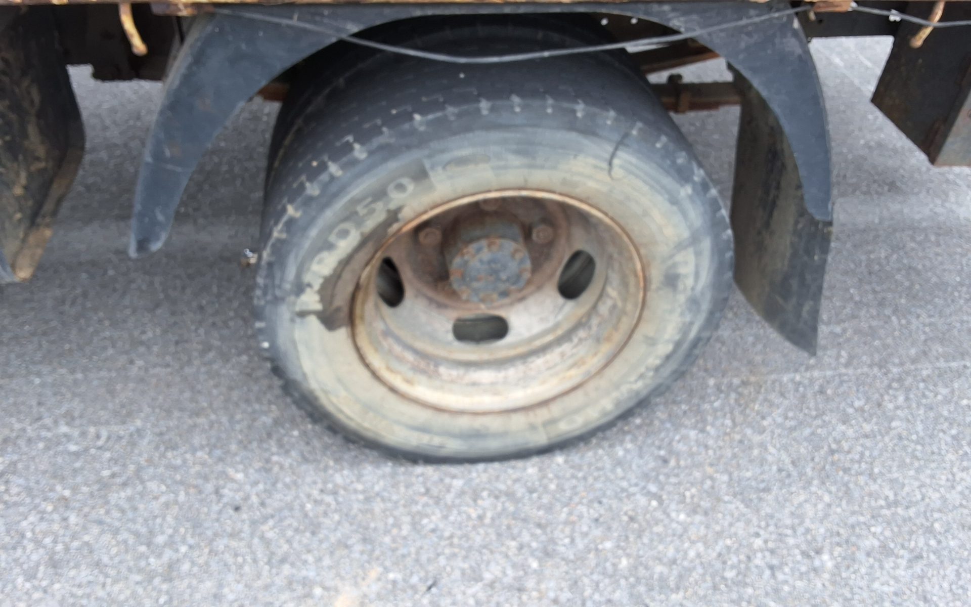 هيونداي E Mighty 2.5 طن ستاندرد Cab طويل Wheelbase مرتفع Deck 2011 طويل المدى