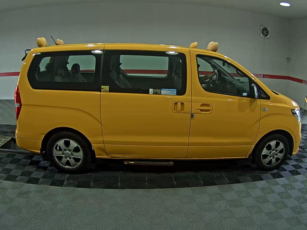 هيونداي الجديد جراند ستاركس 12 Seater ديزل سمارت 2019 SMART
