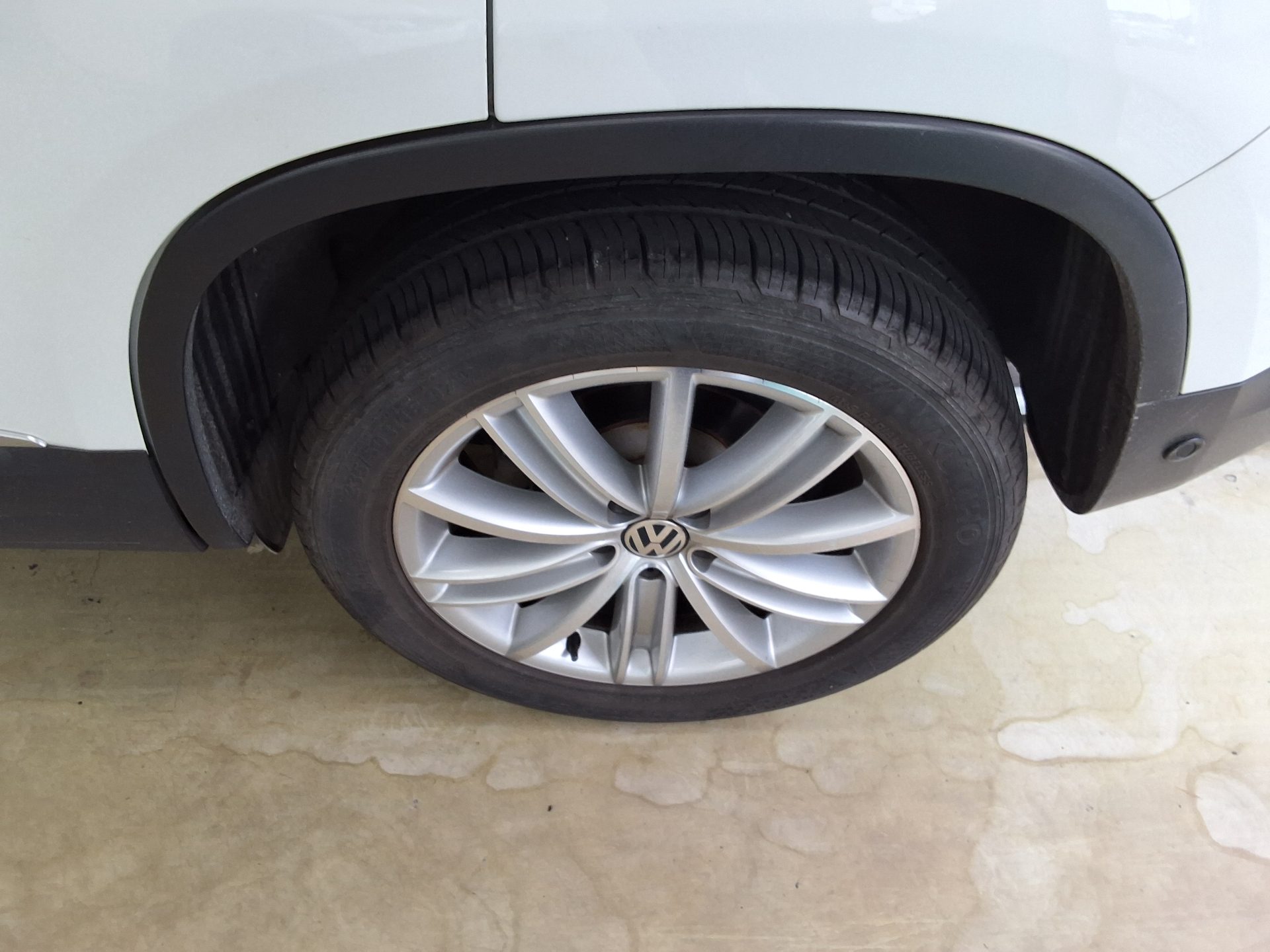 فولكس فاجن تيجوان 2.0 TDI Bluemotion بريميوم 2015 بريميوم