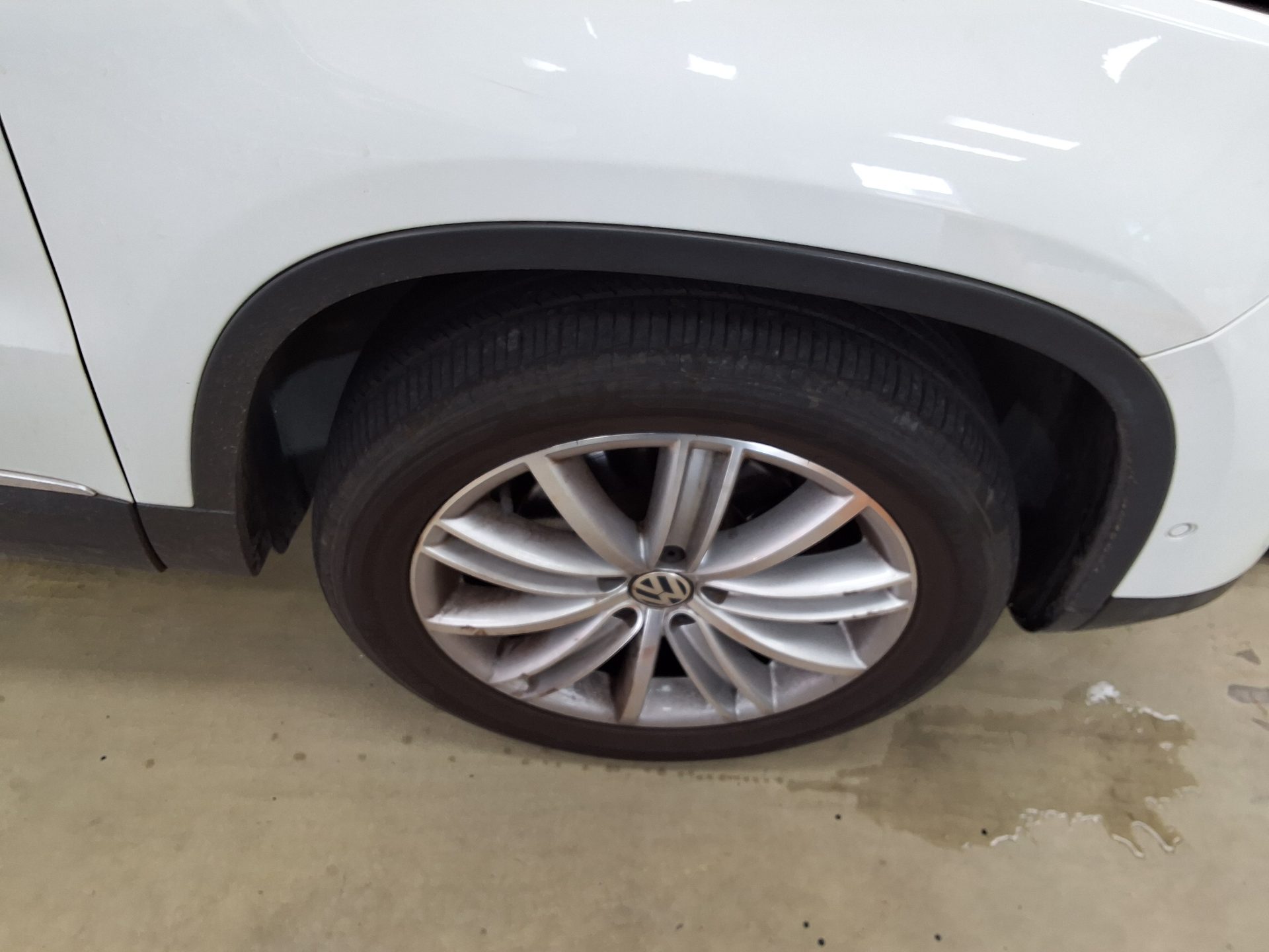 فولكس فاجن تيجوان 2.0 TDI Bluemotion بريميوم 2015 بريميوم