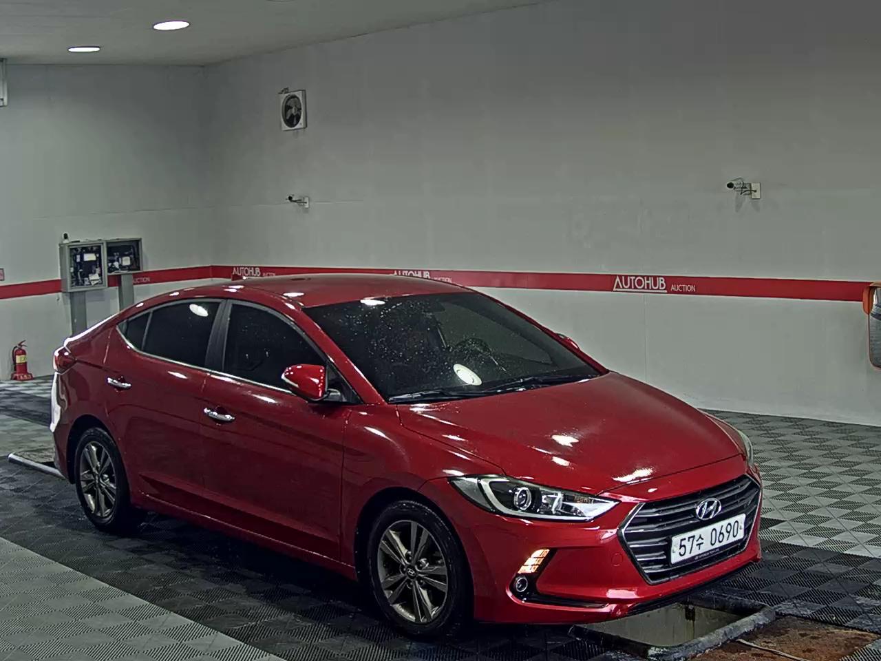 هيونداي أفانتي 2016 AD MODERN