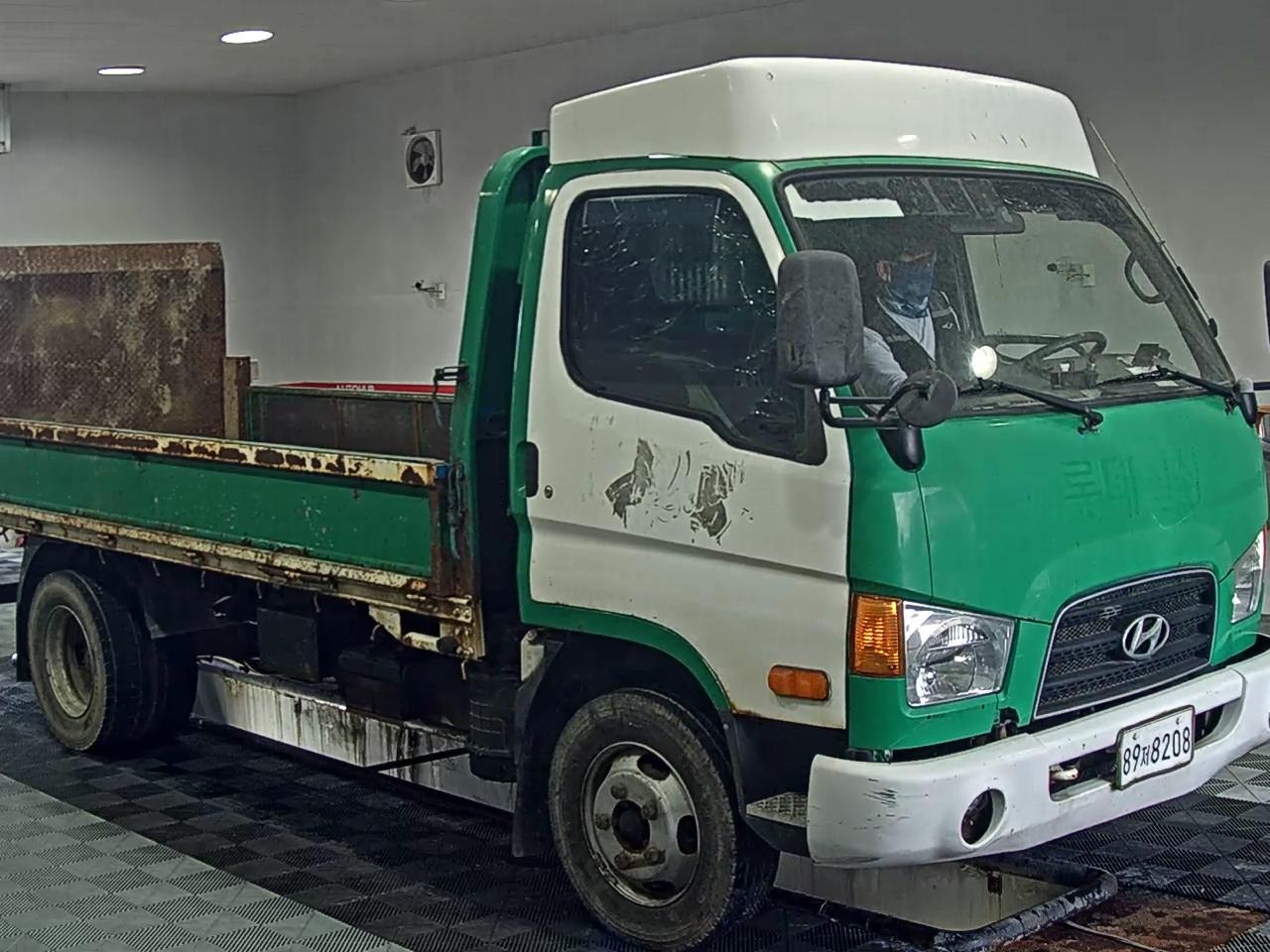 هيونداي E Mighty 2.5 طن ستاندرد Cab طويل Wheelbase مرتفع Deck 2011 طويل المدى