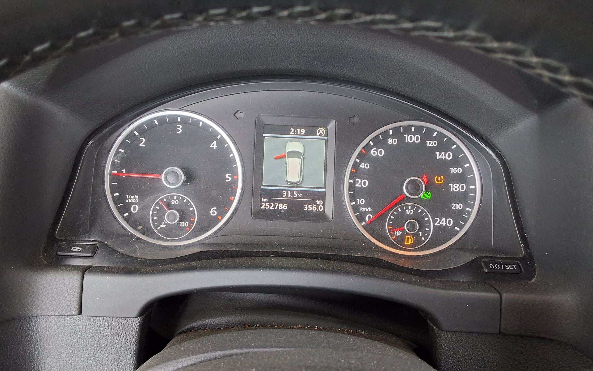 فولكس فاجن تيجوان 2.0 TDI Bluemotion بريميوم 2012 بريميوم