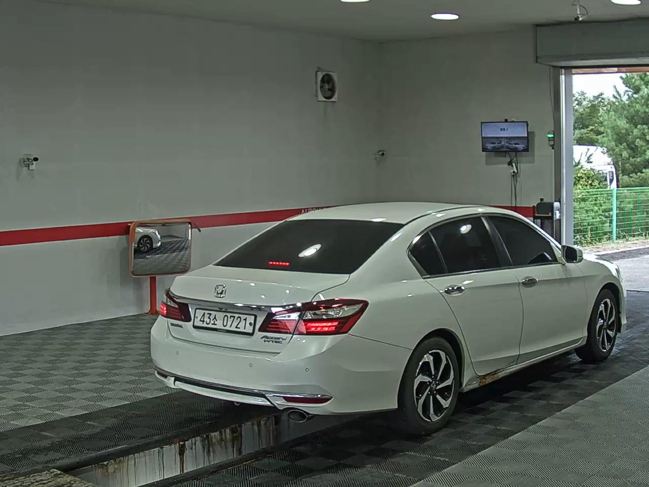 هوندا أكورد (9Th Gen) 2.4 Ex L 2016