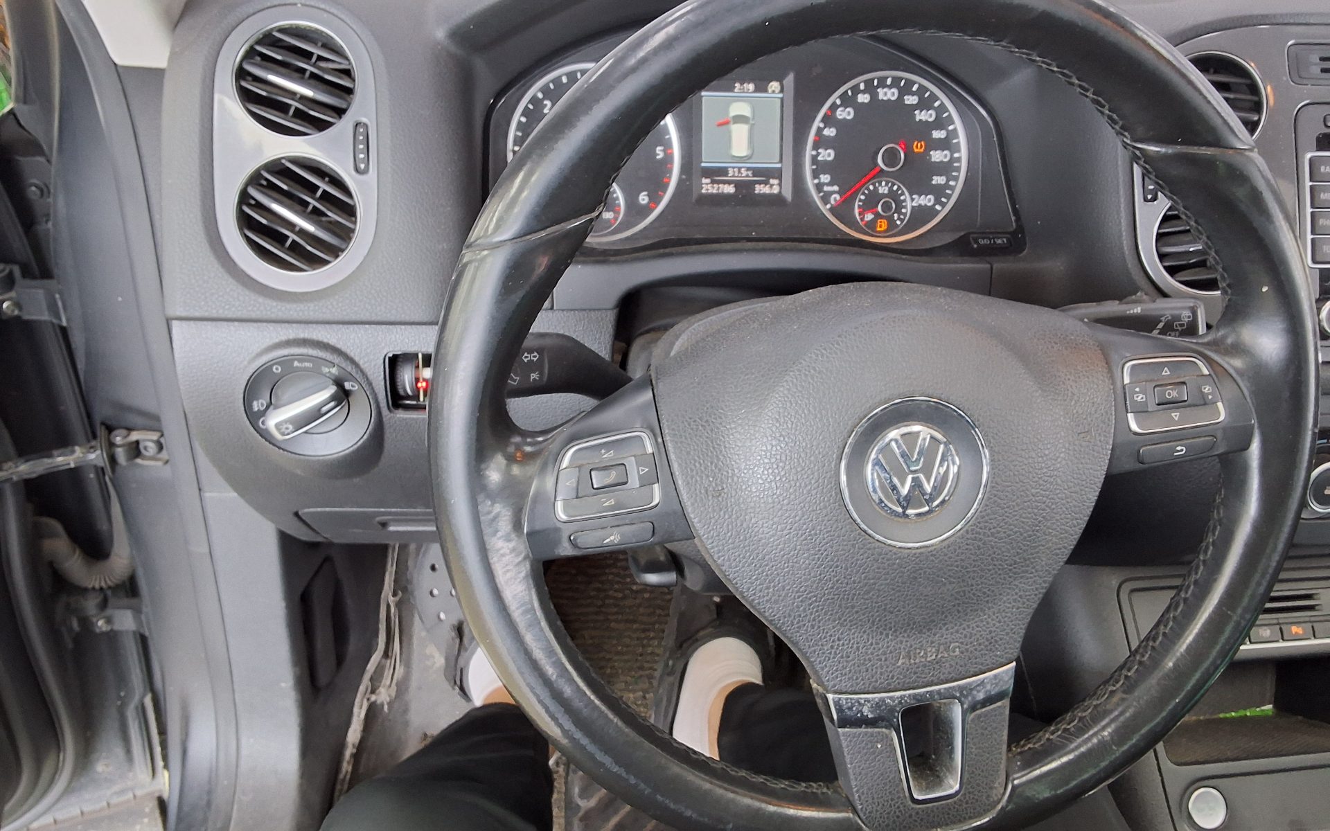 فولكس فاجن تيجوان 2.0 TDI Bluemotion بريميوم 2012 بريميوم