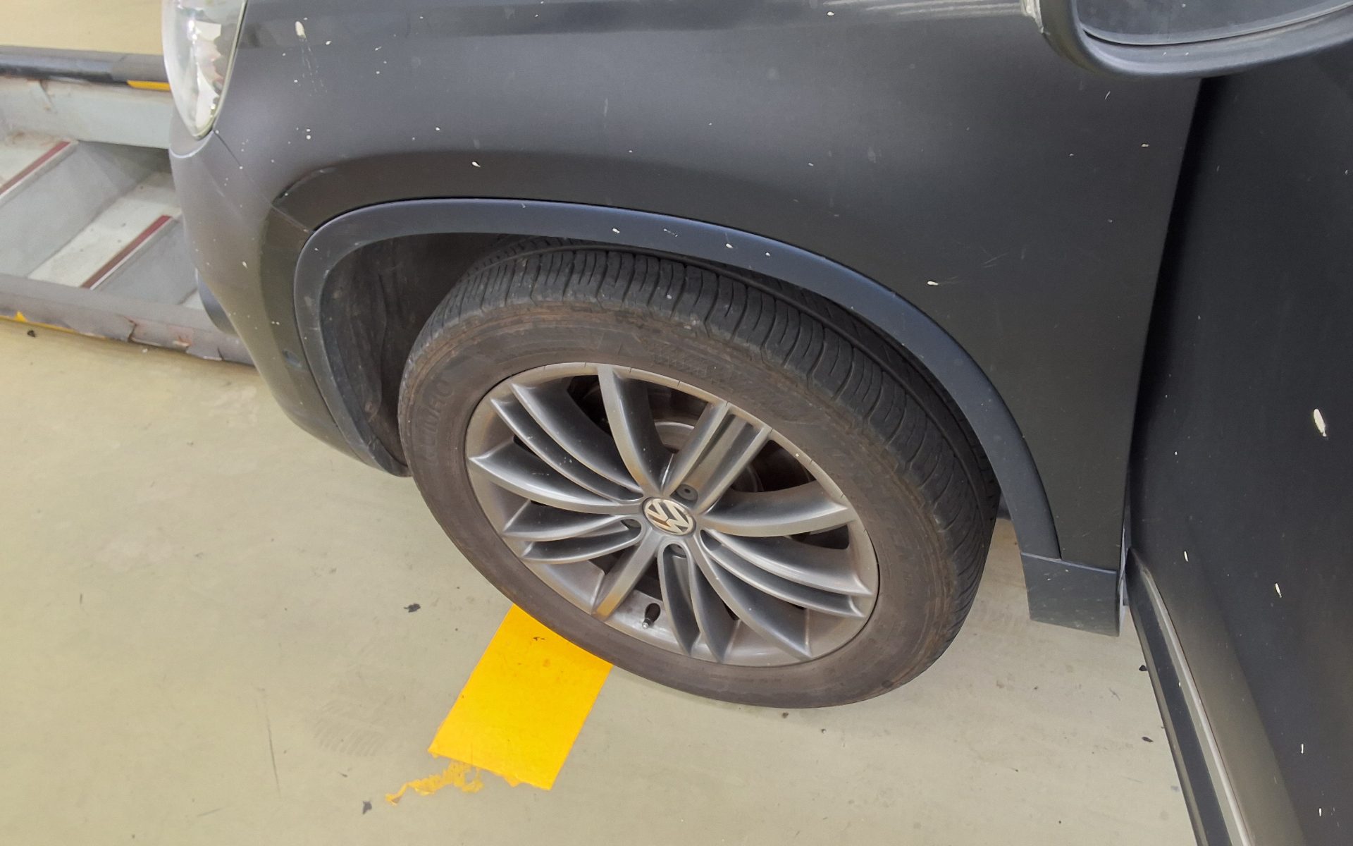 فولكس فاجن تيجوان 2.0 TDI Bluemotion بريميوم 2012 بريميوم