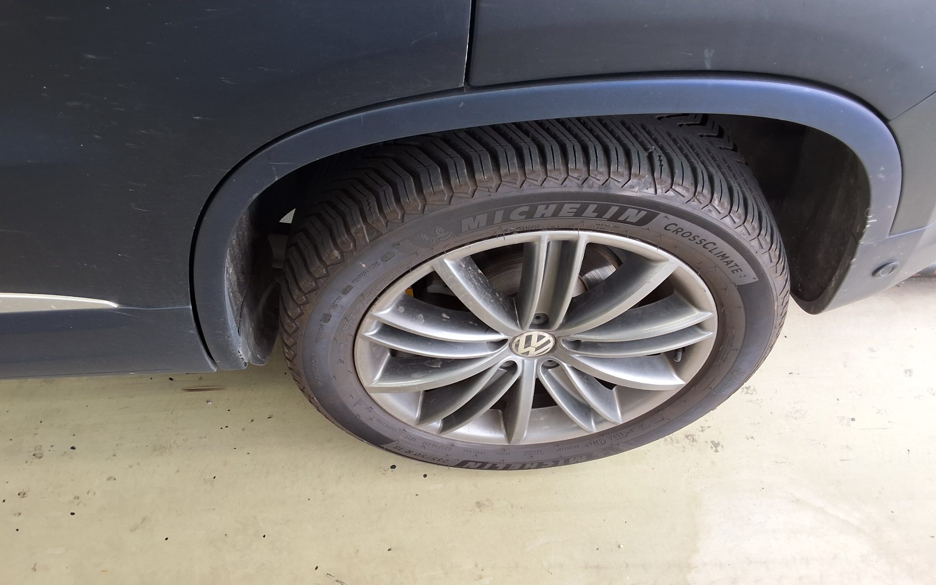فولكس فاجن تيجوان 2.0 TDI Bluemotion بريميوم 2012 بريميوم
