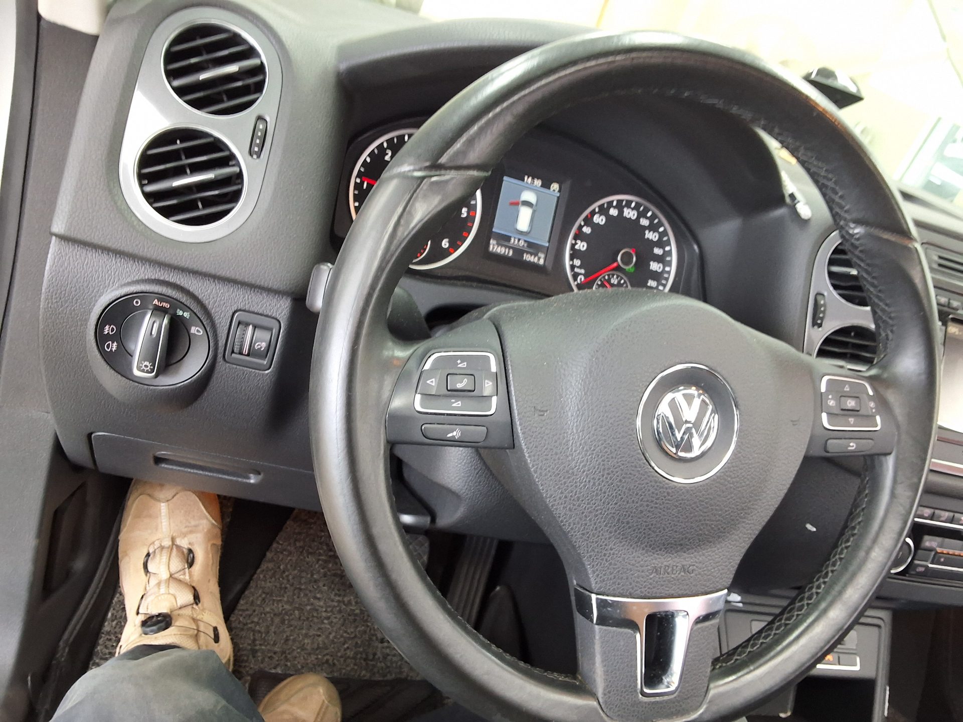 فولكس فاجن تيجوان 2.0 TDI Bluemotion بريميوم 2012 بريميوم