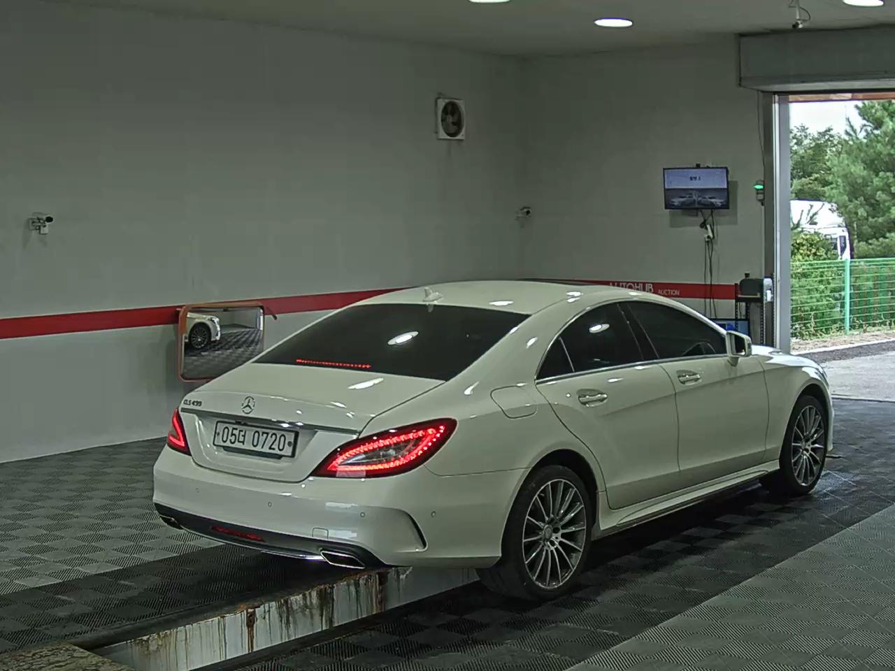 مرسيدس بنز سي إل إس Class (2Nd Gen) Cls400 2016 CLS400