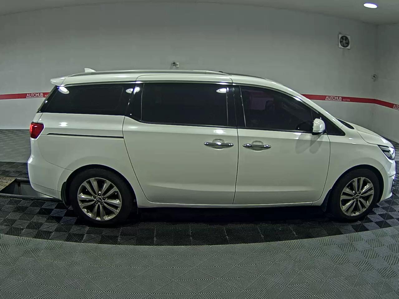 كيا كرنفال 2015 PRESTIGE