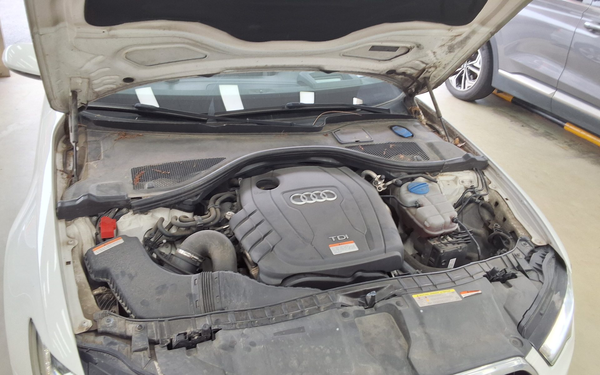 أودي إيه 6 (4Th Gen) 35 TDI Dynamic 2015