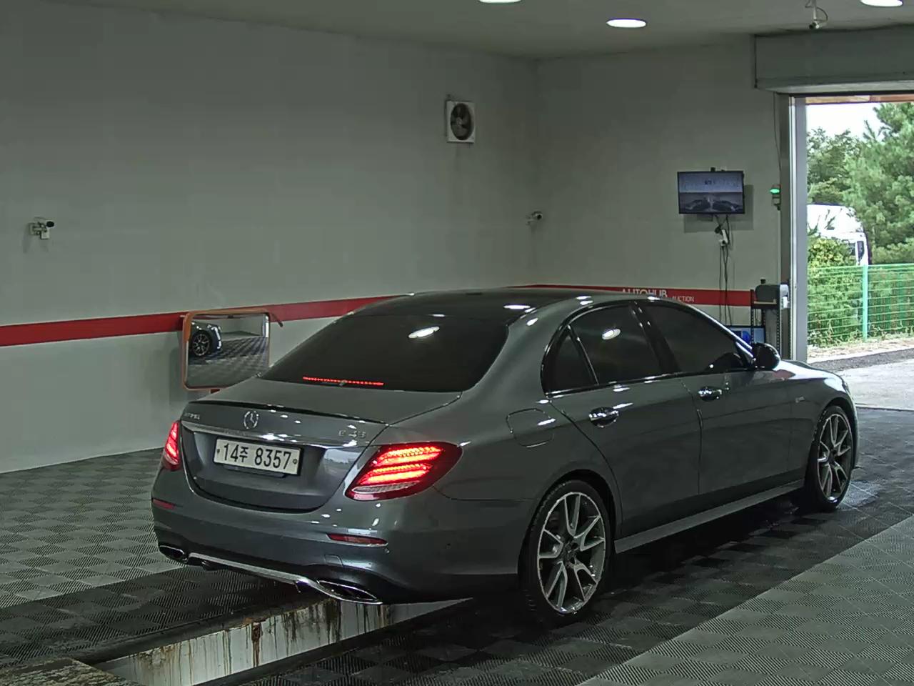 مرسيدس بنز E Class (5Th Gen) E43 AMG فورماتيك 2017 4MATIC