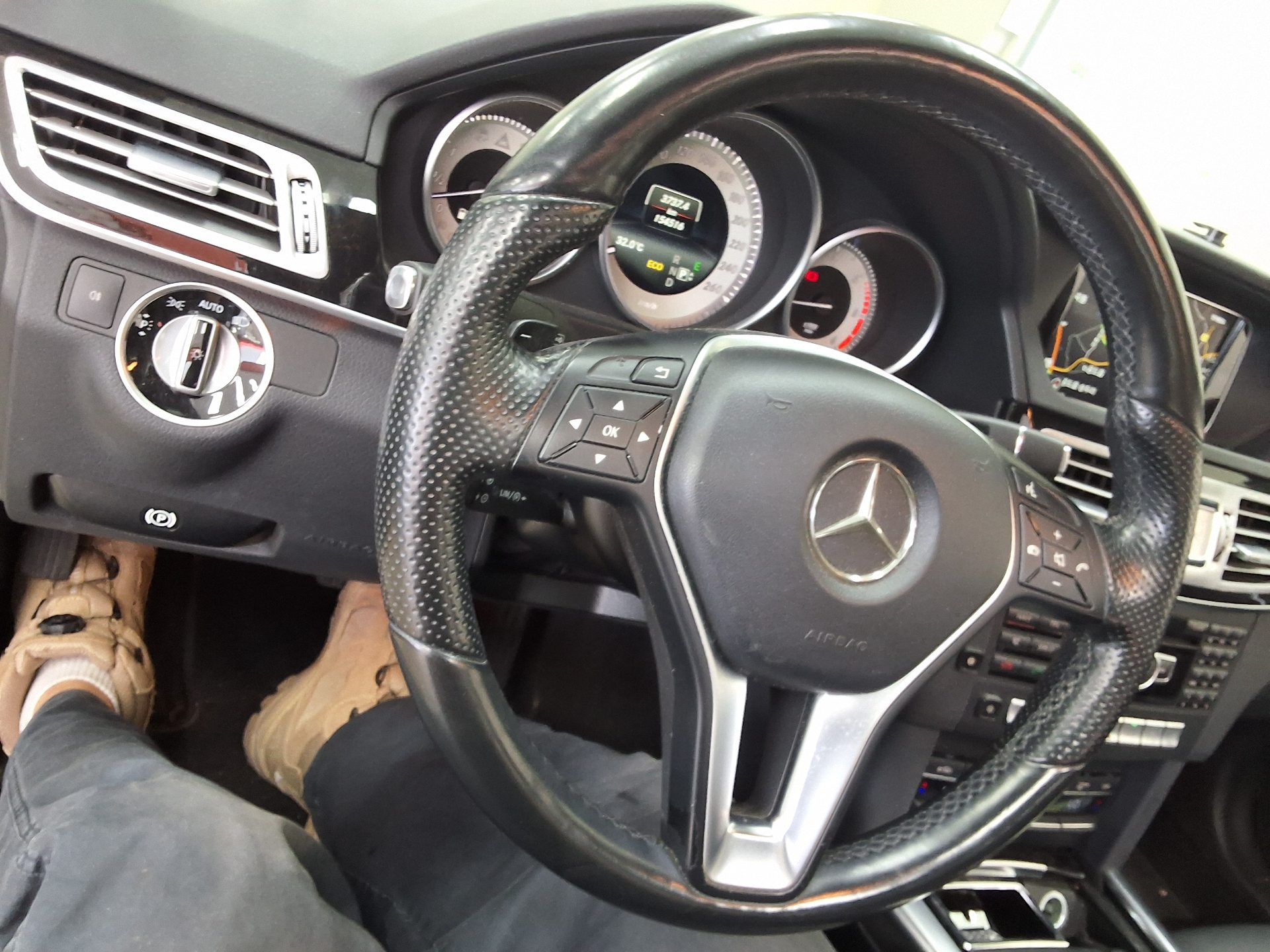 مرسيدس بنز E Class (4Th Gen) E250 Cdi فورماتيك 2014 4MATIC