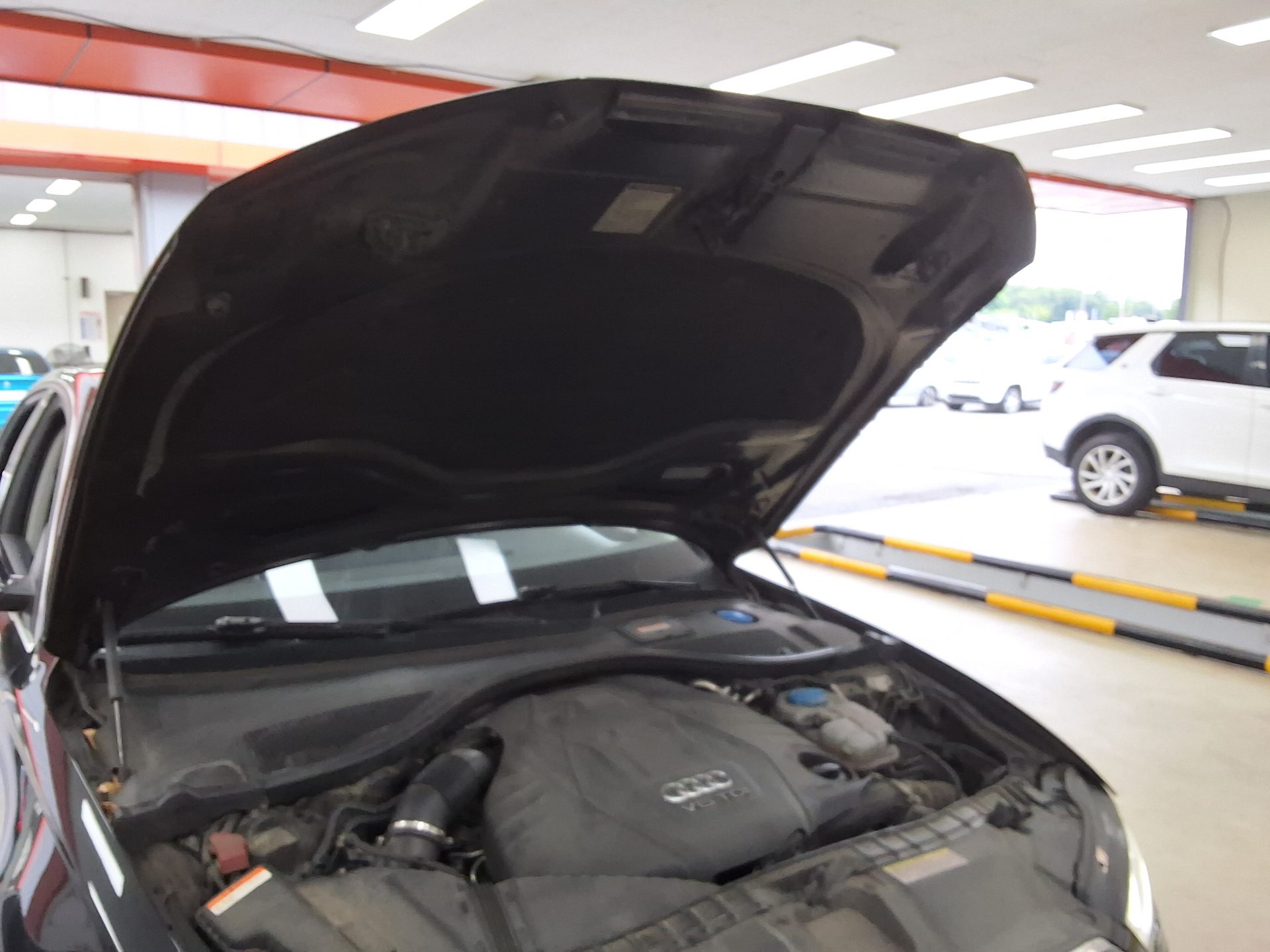 أودي إيه 6 (4Th Gen) 3.0 TDI كواترو Led Pack 2012