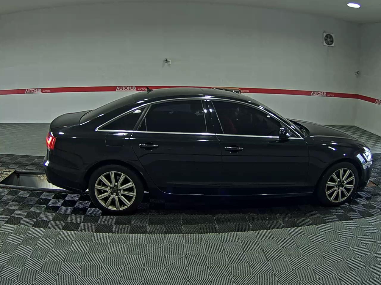 أودي إيه 6 (4Th Gen) 3.0 TDI كواترو Led Pack 2012