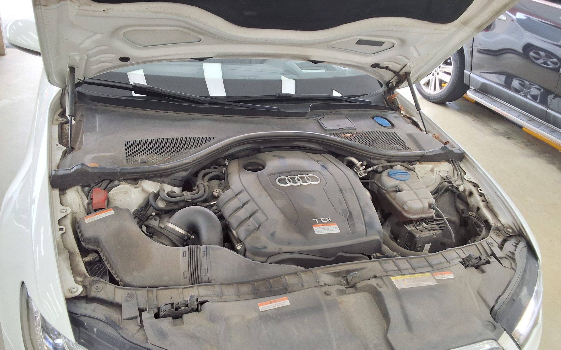 أودي إيه 6 (4Th Gen) 35 TDI Dynamic 2015