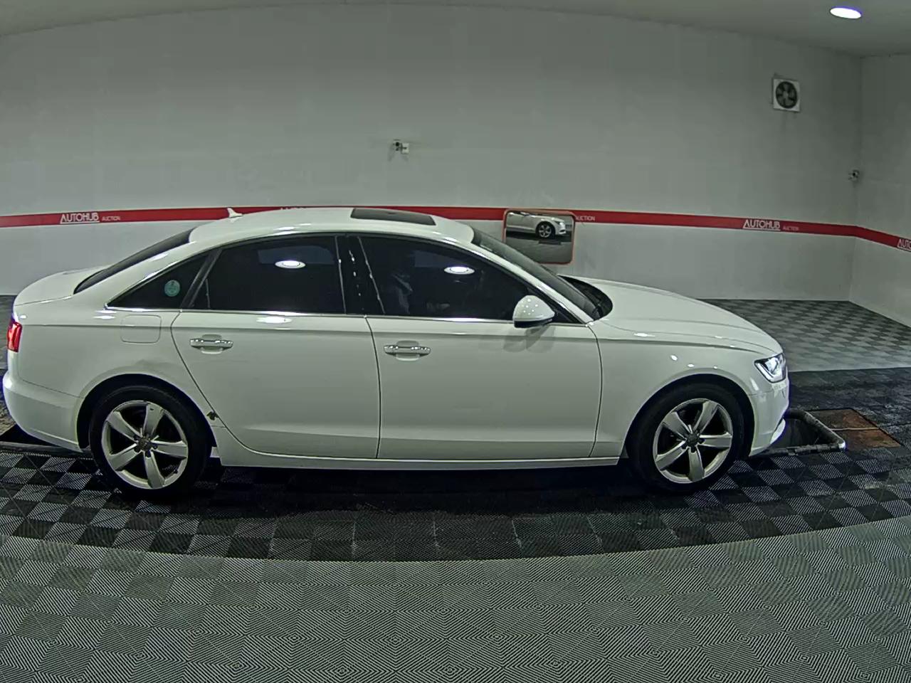 أودي إيه 6 (4Th Gen) 35 TDI Dynamic 2015