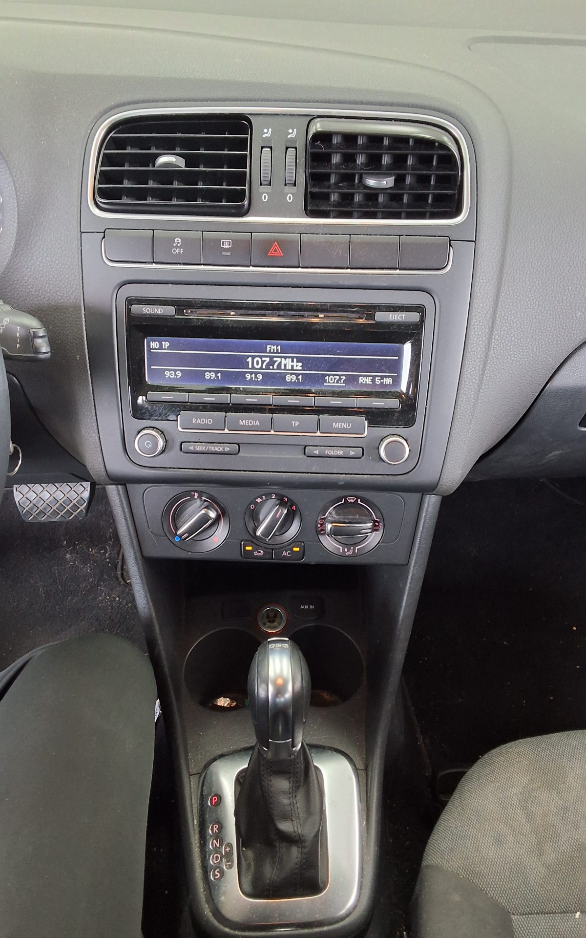 فولكس فاجن الجديد بولو (5Th Gen) 1.6 TDI R Line 2013 LINE