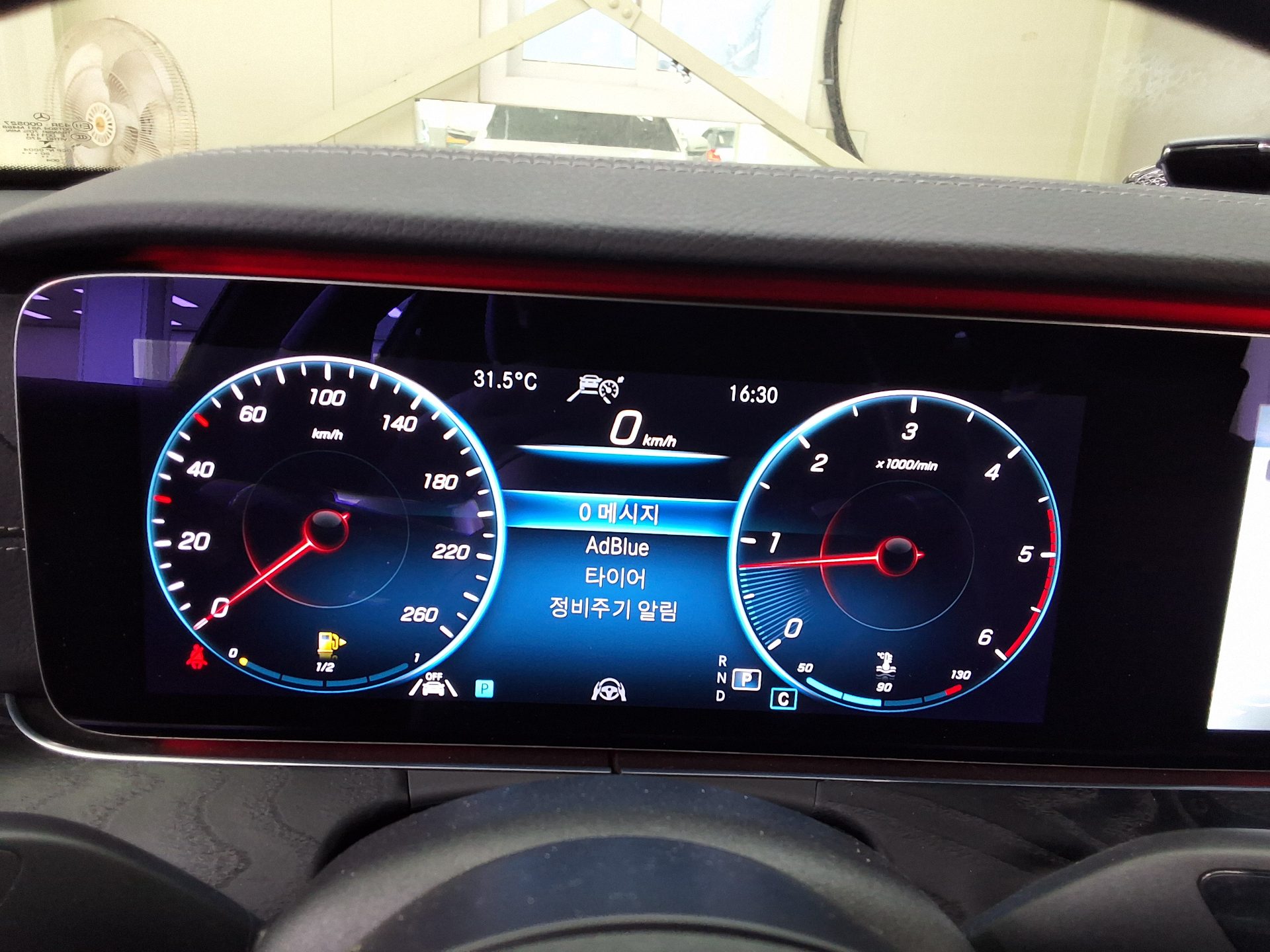 مرسيدس بنز E Class (5Th Gen) E220D فورماتيك AMG Line 2021 E220d 4MATIC LINE