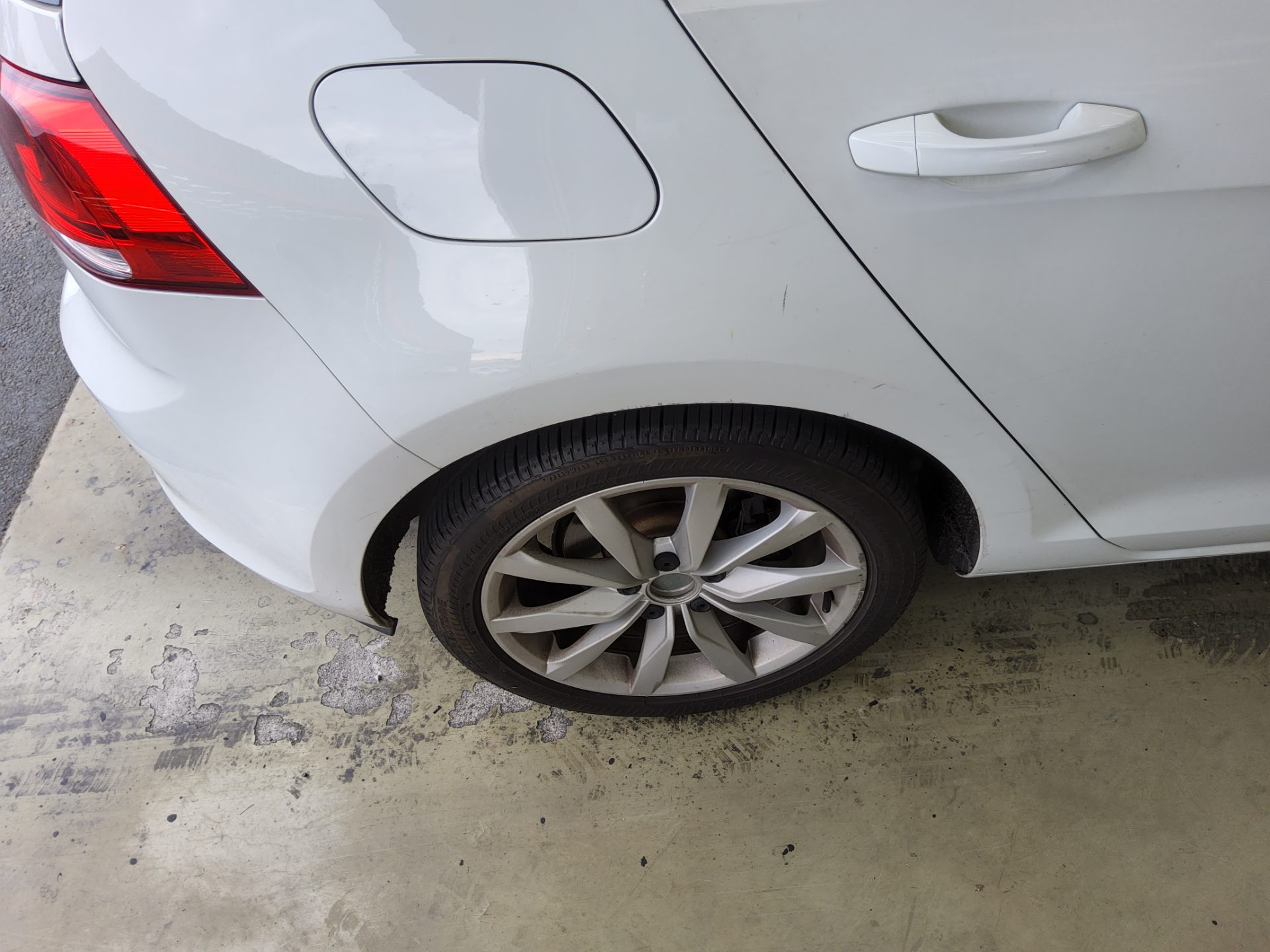 فولكس فاجن جولف (7Th Gen) 2.0 TDI 2015