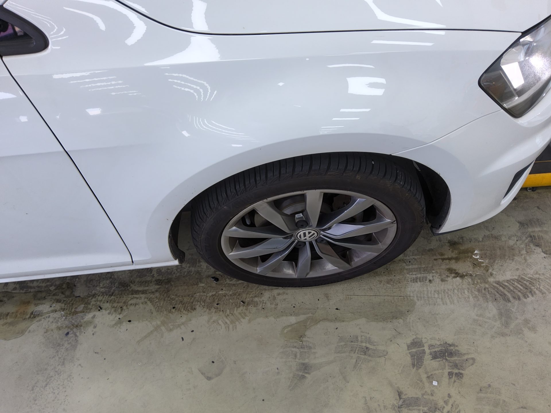 فولكس فاجن جولف (7Th Gen) 2.0 TDI 2015