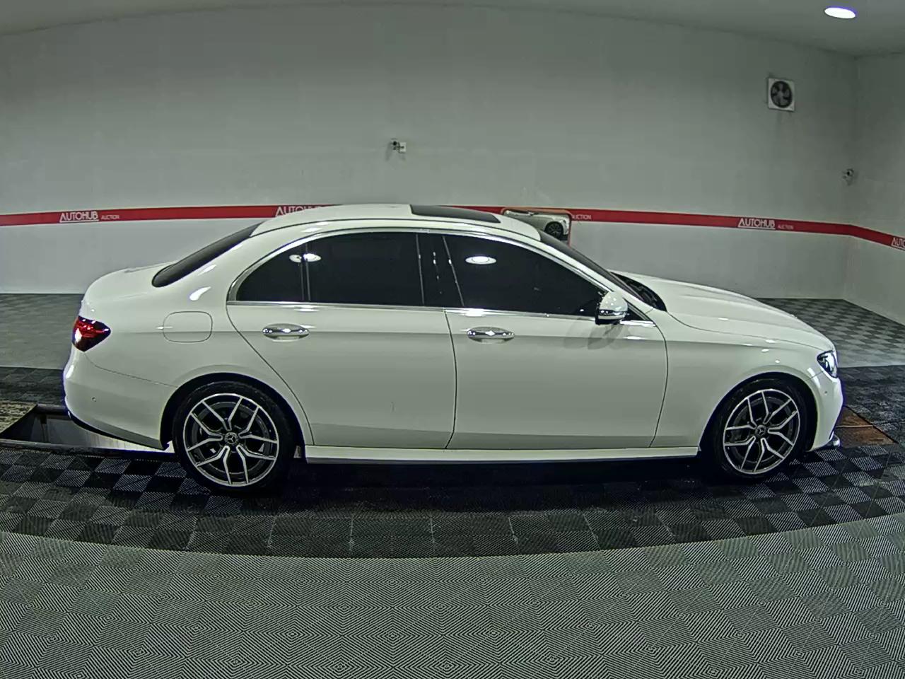 مرسيدس بنز E Class (5Th Gen) E220D فورماتيك AMG Line 2021 E220d 4MATIC LINE