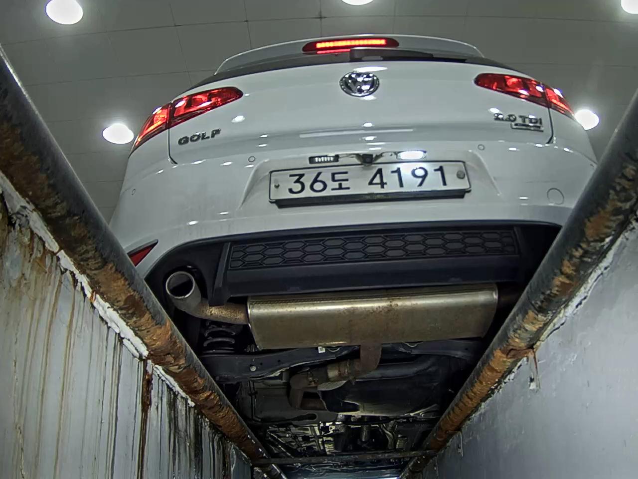 فولكس فاجن جولف (7Th Gen) 2.0 TDI 2015