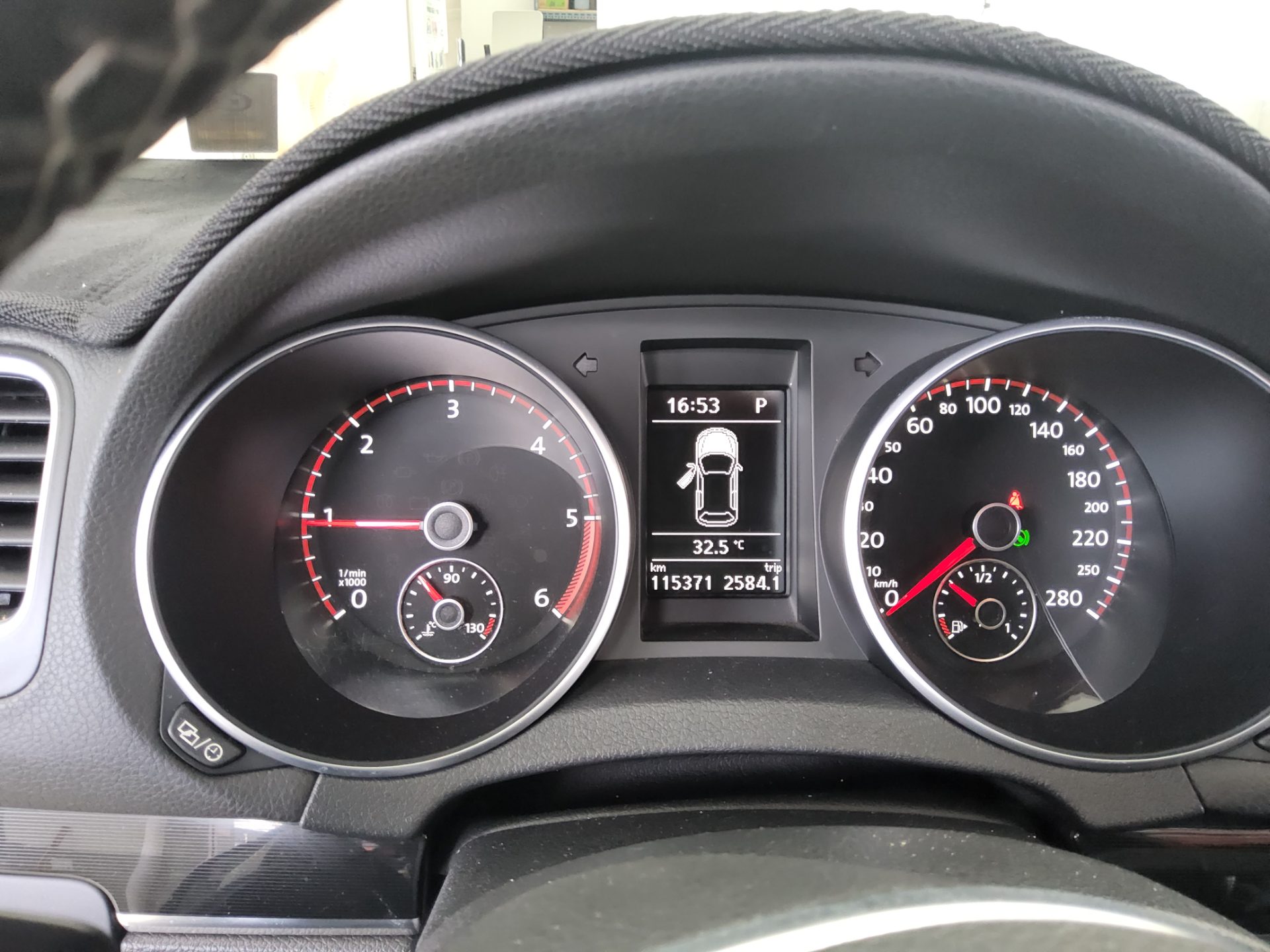 فولكس فاجن جولف (6Th Gen) 2.0 Gtd 2013