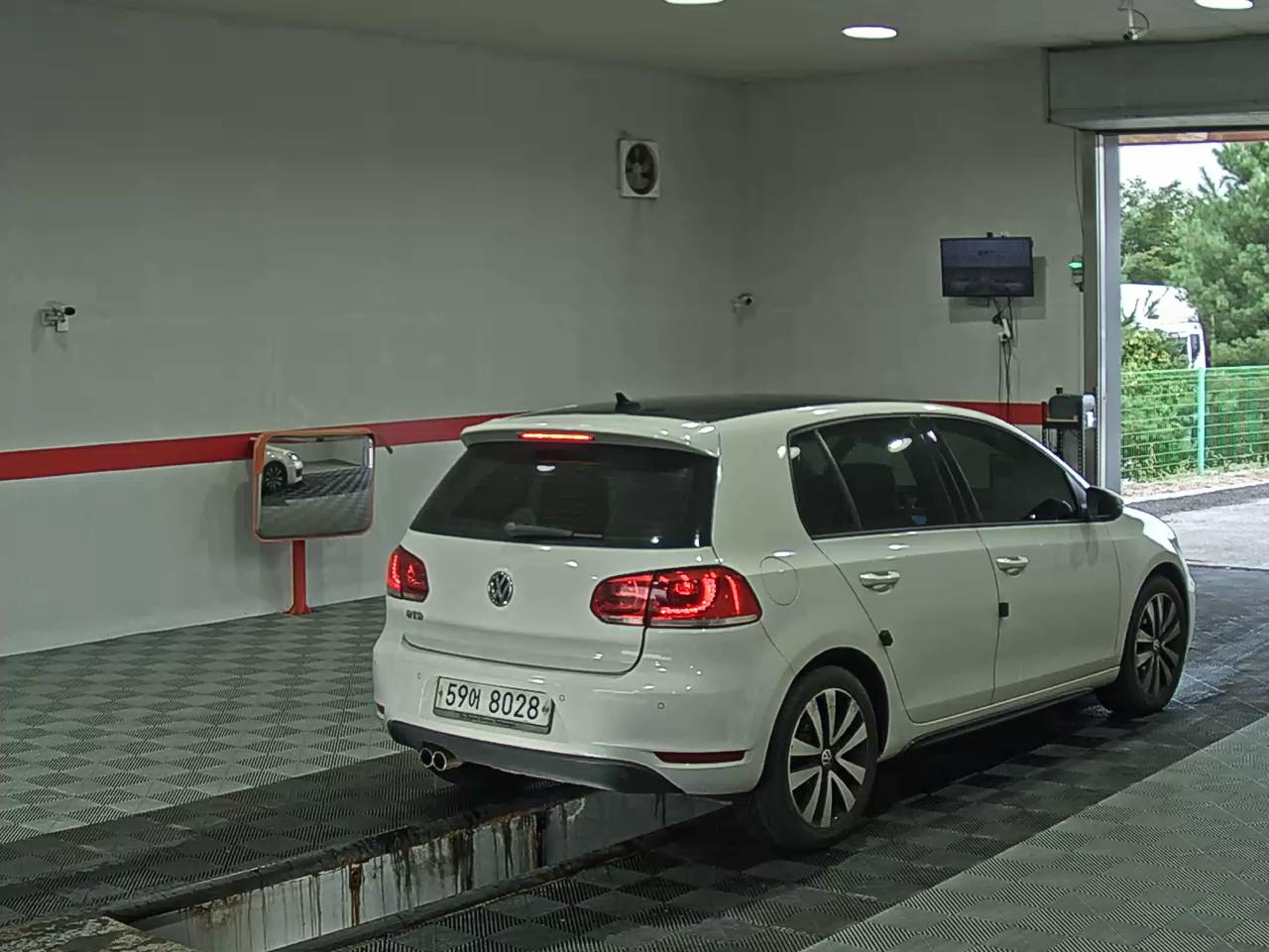 فولكس فاجن جولف (6Th Gen) 2.0 Gtd 2013