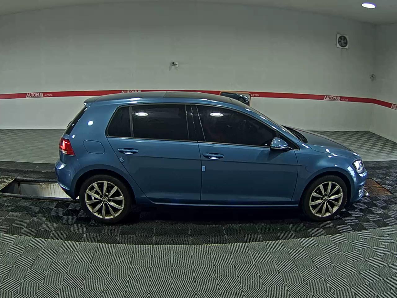 فولكس فاجن جولف (7Th Gen) 2.0 TDI 2013