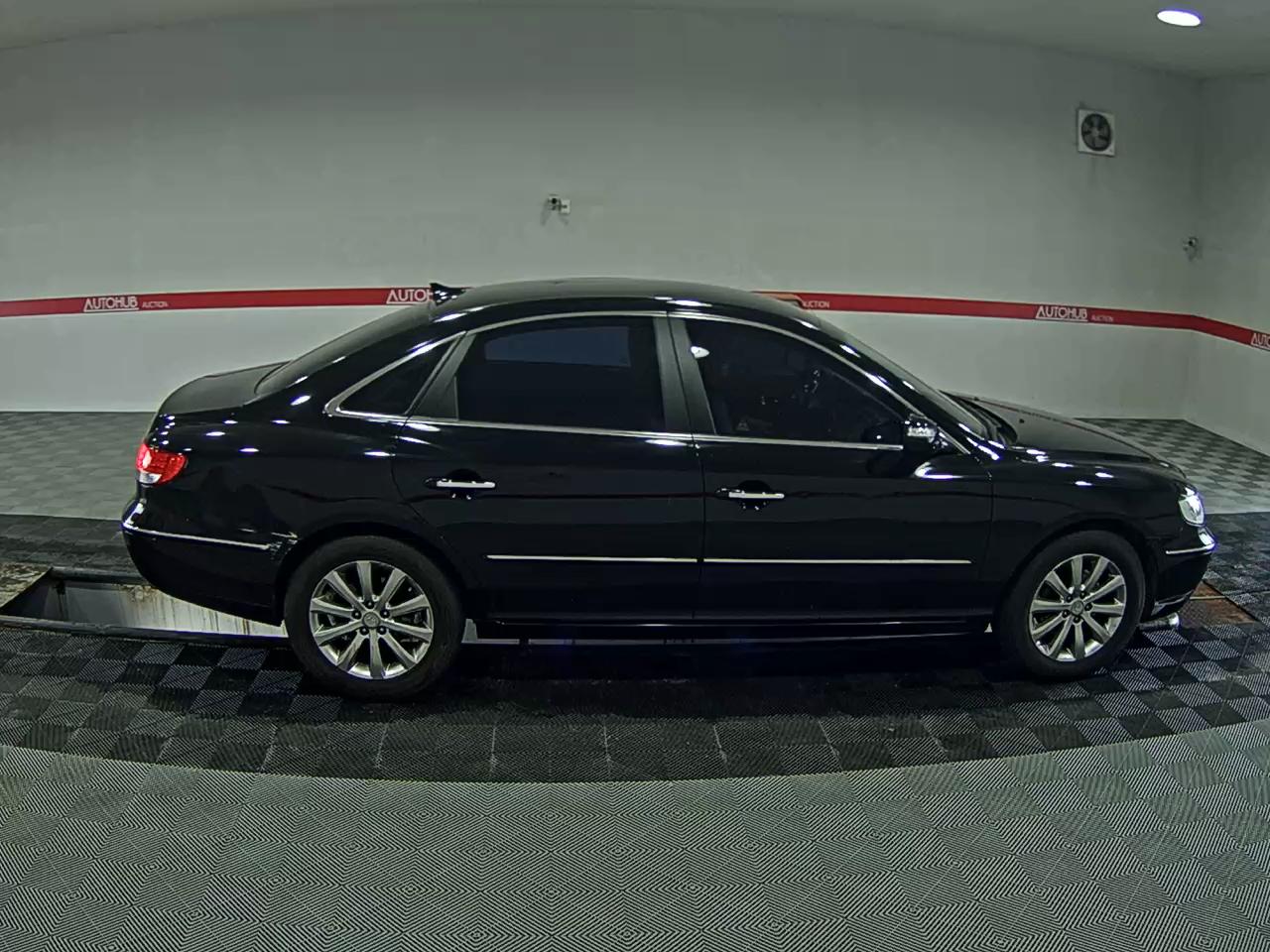 هيونداي جرانديور 2009 فاخر فاخر